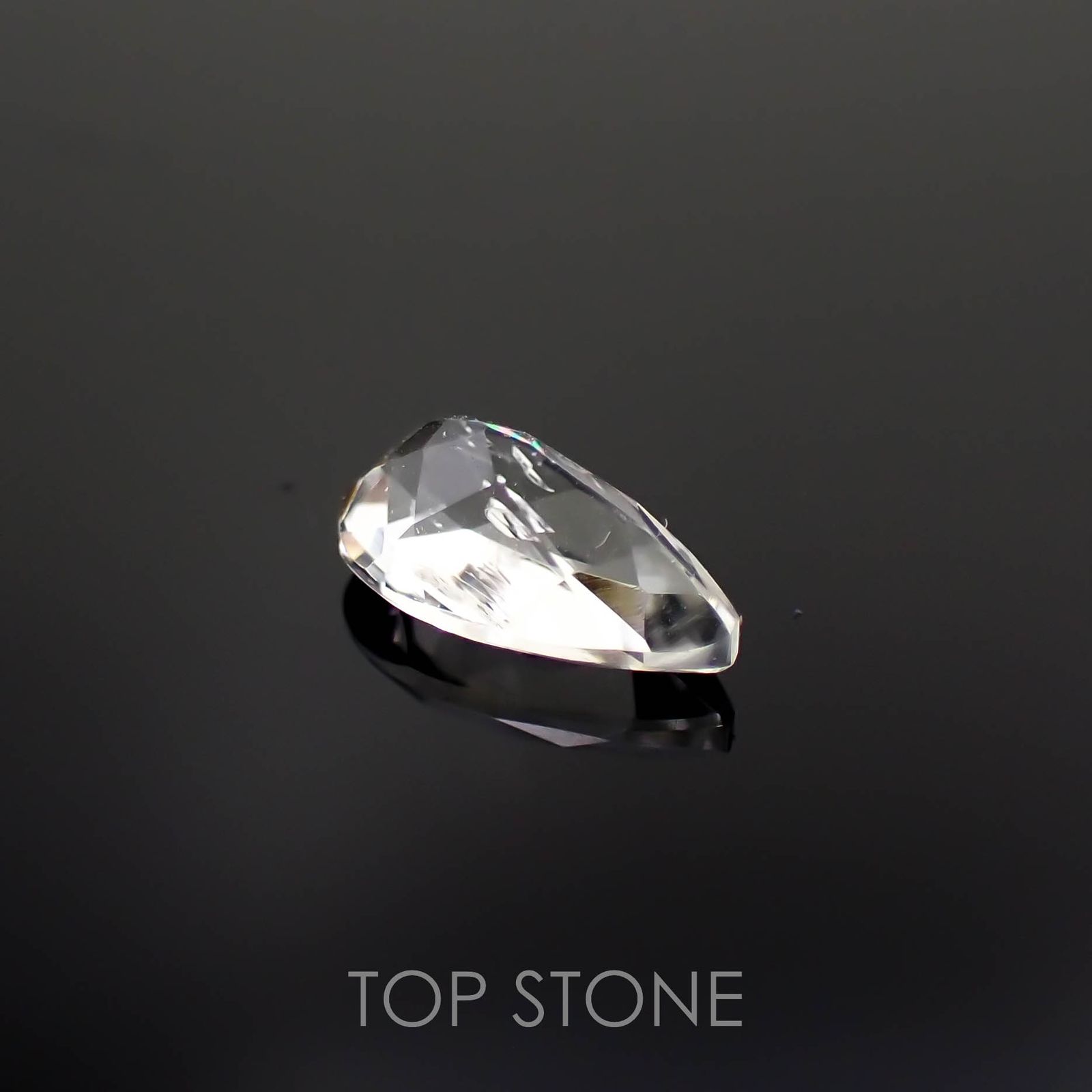 オリゴクレース(宝石名オリゴクレース)ブラジル産 0.64ct 識別済[221219444]7.9x4.5mm前後