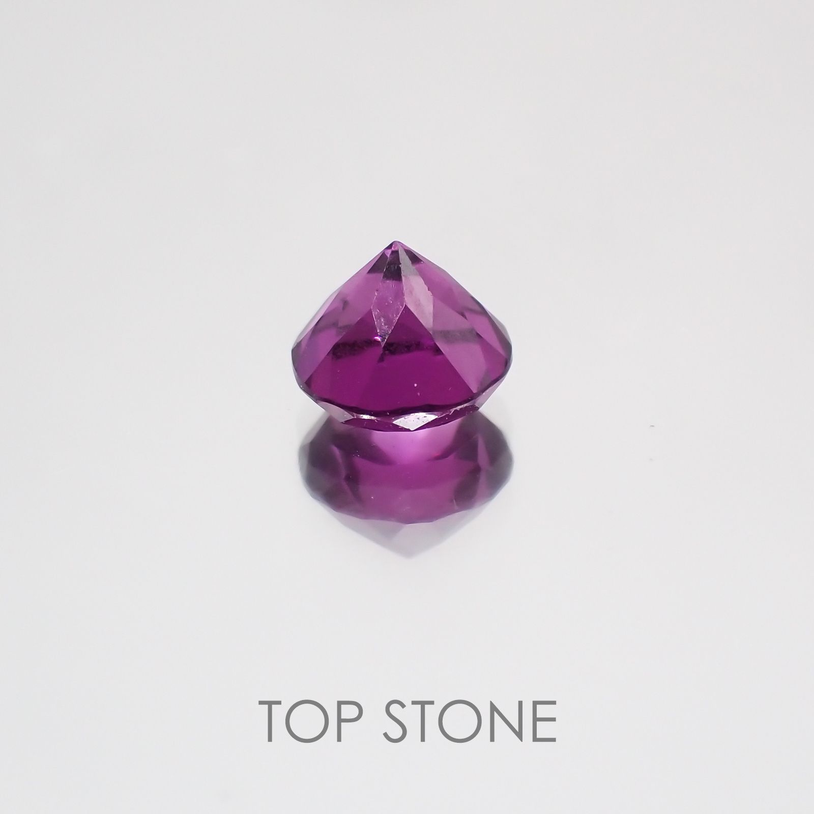 グレープガーネット ブラジル産 ルース 0.86ct[21019680]5.3×5.3mm前後