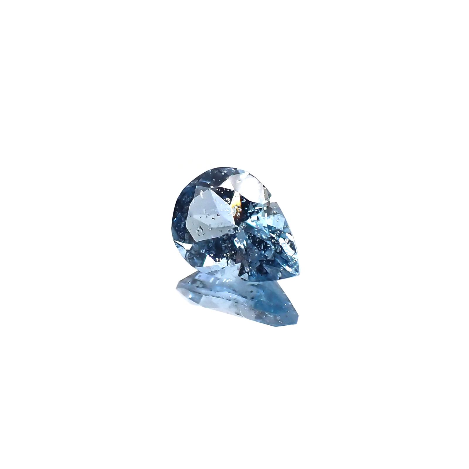 サンタマリアアクアマリン(宝石名アクアマリン) ブラジル産 0.610ct ソ付(彩珠)[210711896]7×5.1mm前後