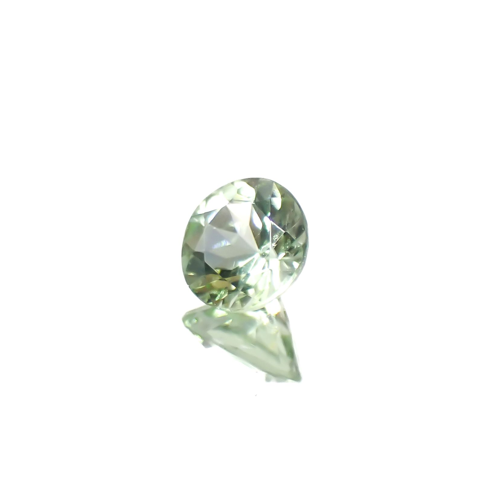 ミントペリドット パキスタン/ノルウェー産 0.62ct[240728559]5.5x5.5mm前後