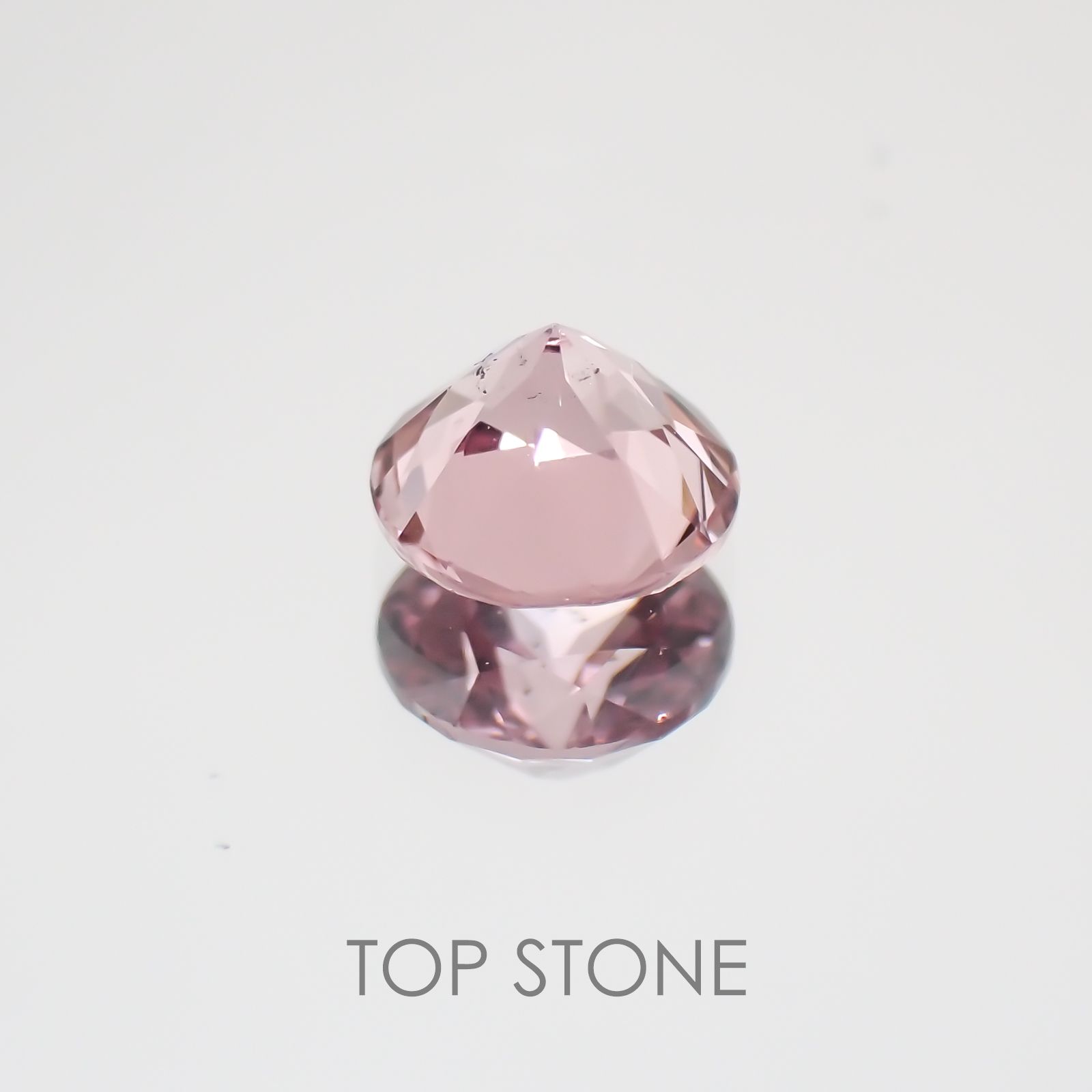 マラヤガーネット(宝石名ガーネット) タンザニア産 0.46ct 識別済[21049371]4.6×4.6mm前後