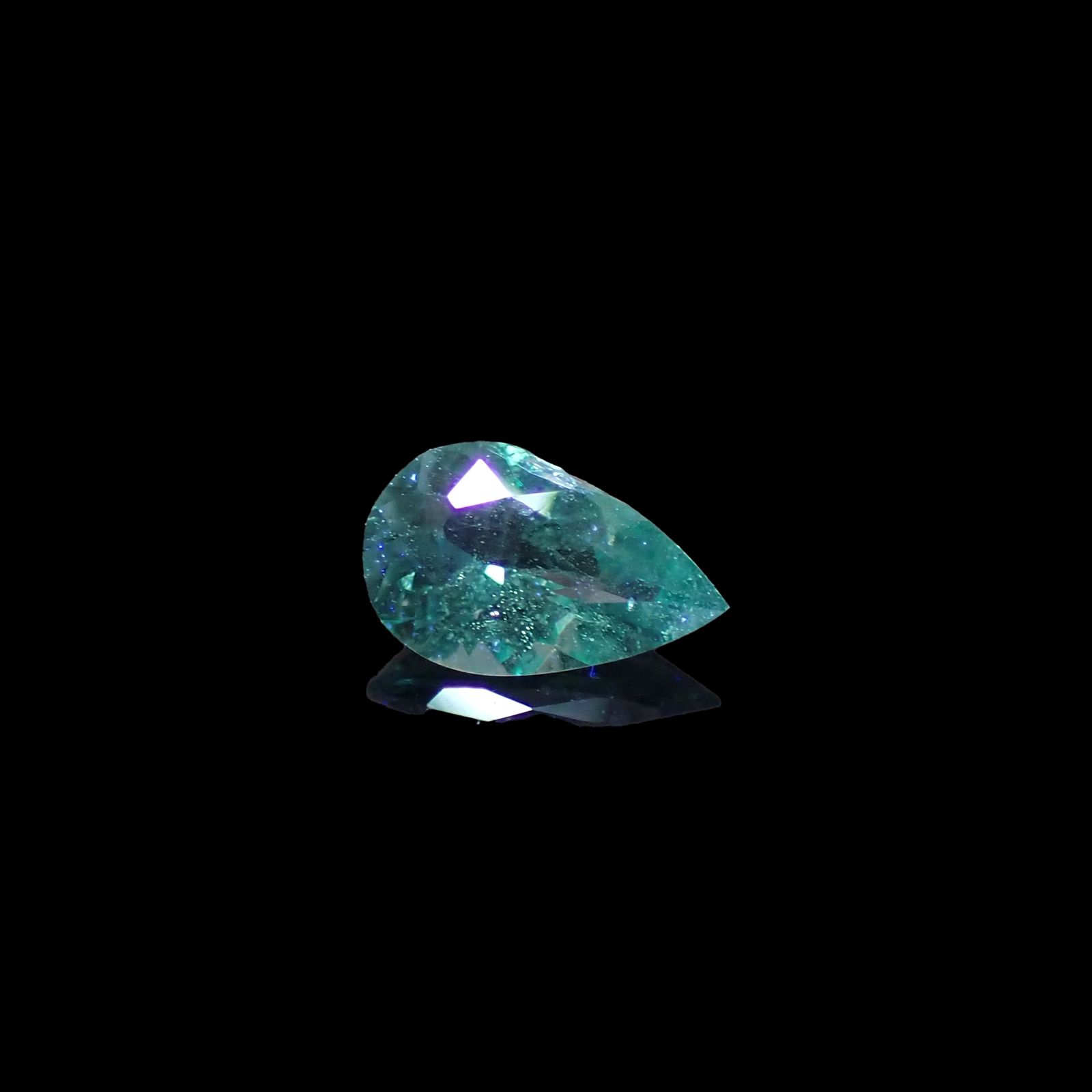 ブルーグリーンコーネルピン タンザニア産 0.30ct[231224503]6x3.8mm前後