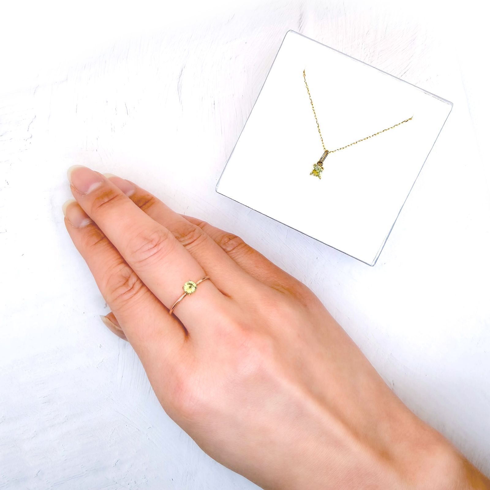 ◇ペアセット◇クリソベリル(宝石名クリソベリル)スリランカ/マダガスカル産 識別済 0.60ct(2pcs合計) / 4.2x4.2mm前後 [260131648]