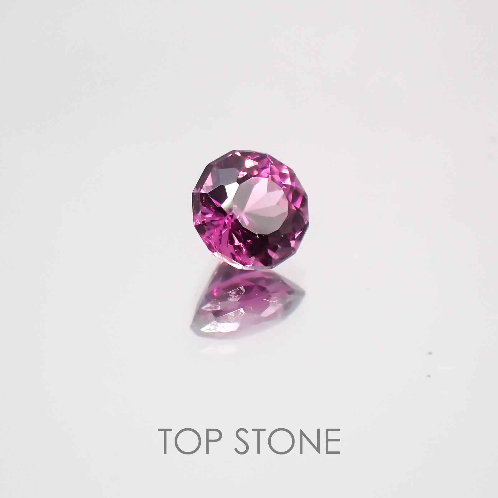 グレープガーネット ブラジル産 ルース 0.48ct[21069693]4.5×4.5mm前後