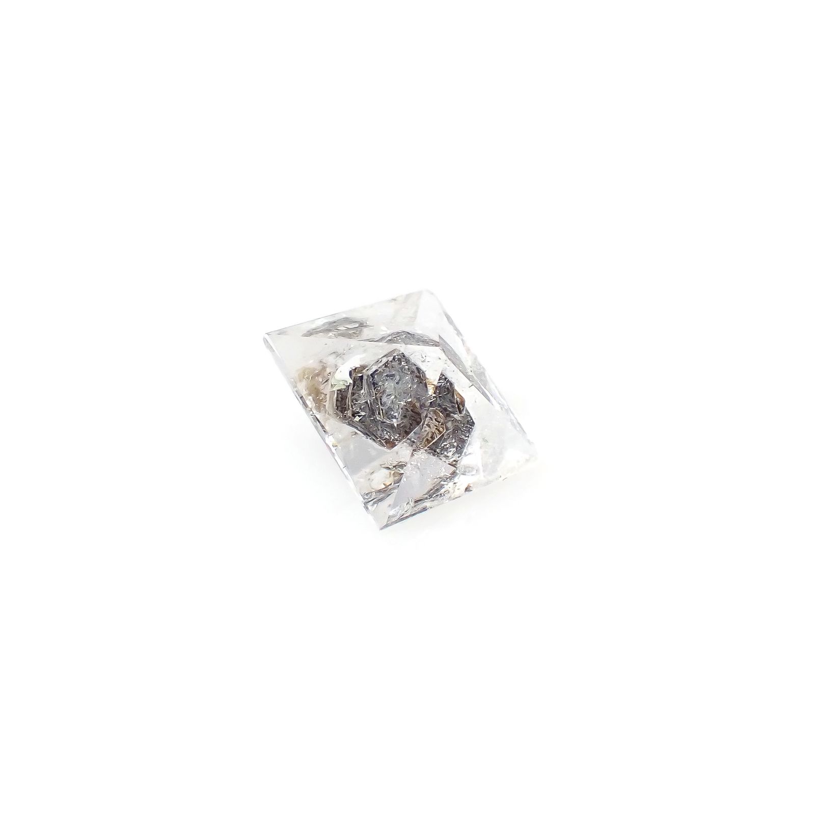 ◇カスタムカット◇バイオタイトインクォーツ モゴック産 4.82ct[240427275]11.2x10.2mm前後