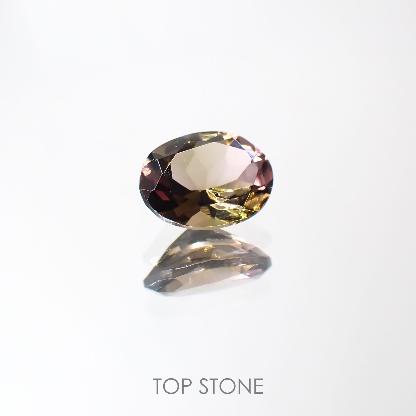 パーティカラートルマリン(宝石名パーティカラード・トルマリン) ブラジル/アフリカ産 0.72ct 識別済[211013572]6.8×5.1mm前後