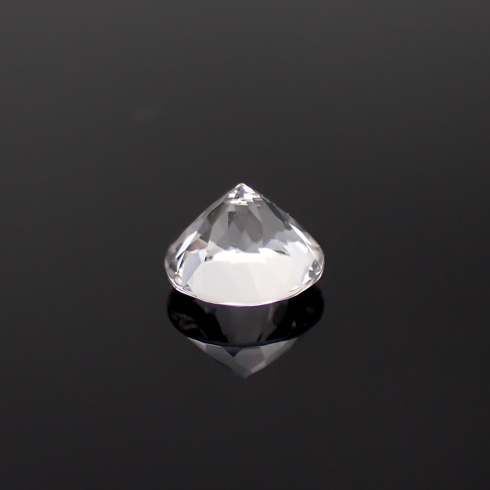 ダンビュライト(宝石名ダンブライト)メキシコ産 0.49ct 識別済[230722602]5x5mm前後