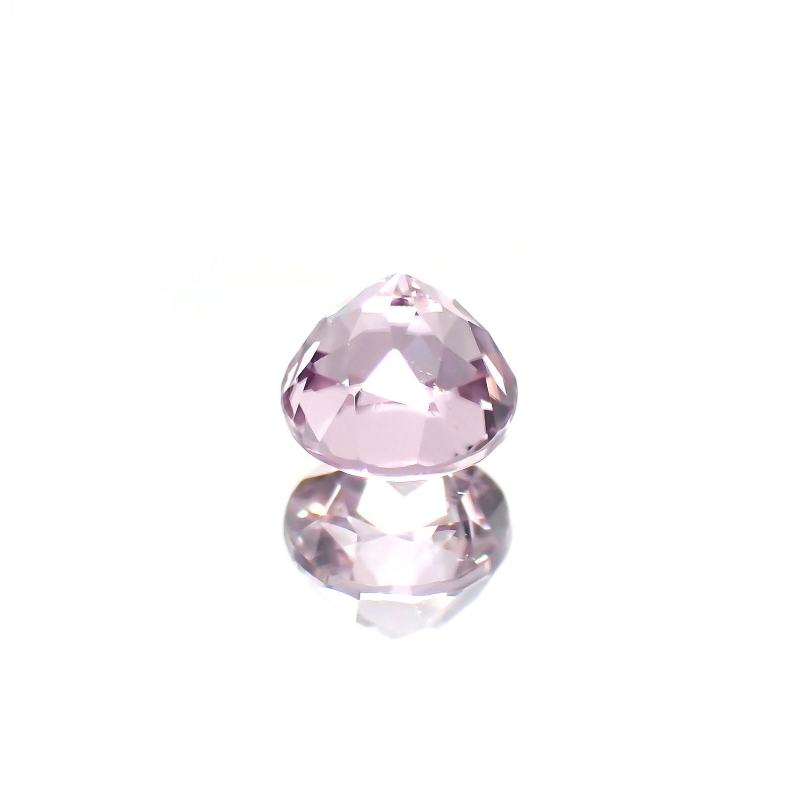 カラーシフト ピンクダイアスポア(宝石名ダイアスポア) アフガニスタン産 0.55ct 識別済[210912436]4.6×4.6mm前後