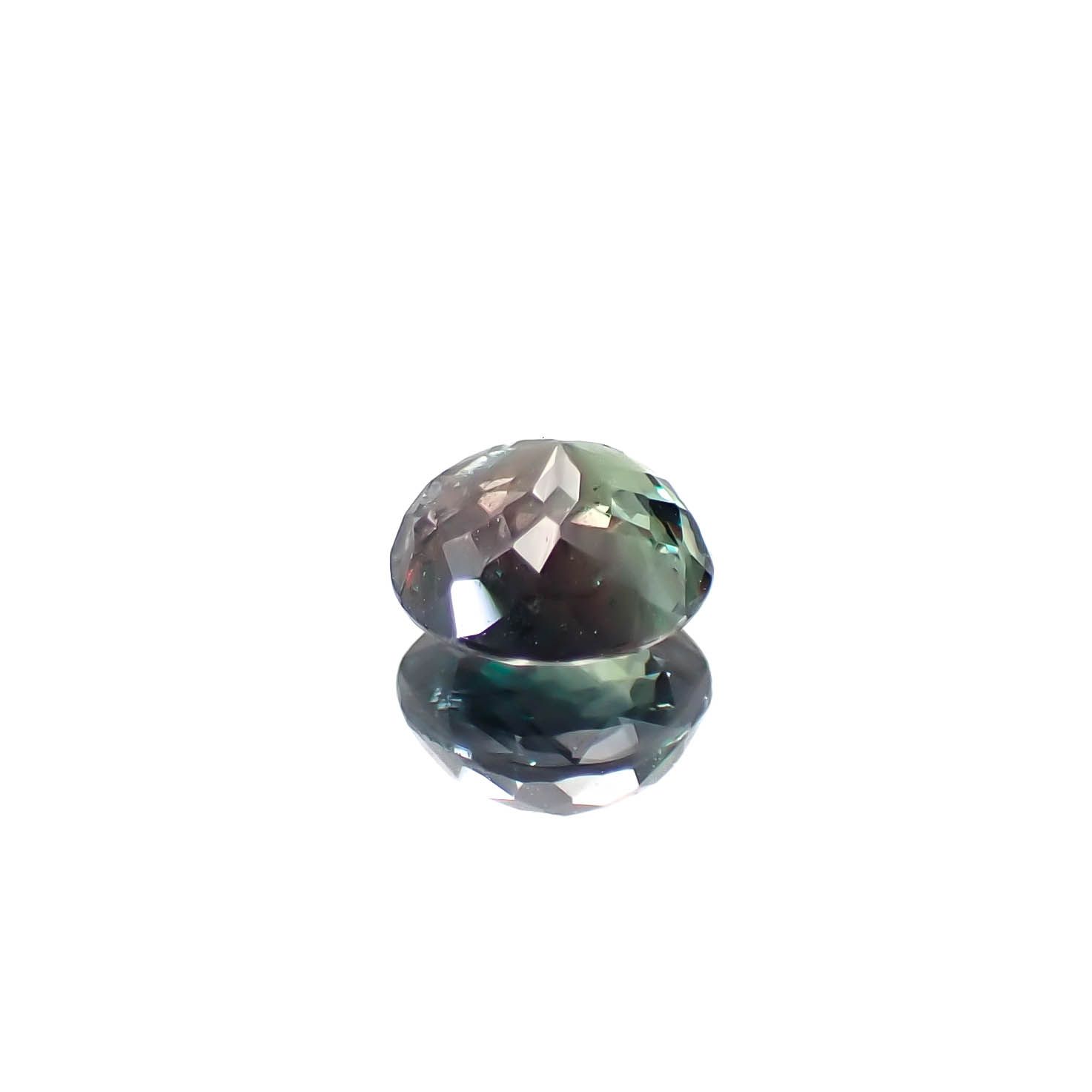 アレキサンドライト(宝石名アレキサンドライト)ロシア産 0.94ct GIA鑑付[250530411]5.74x5.82mm前後