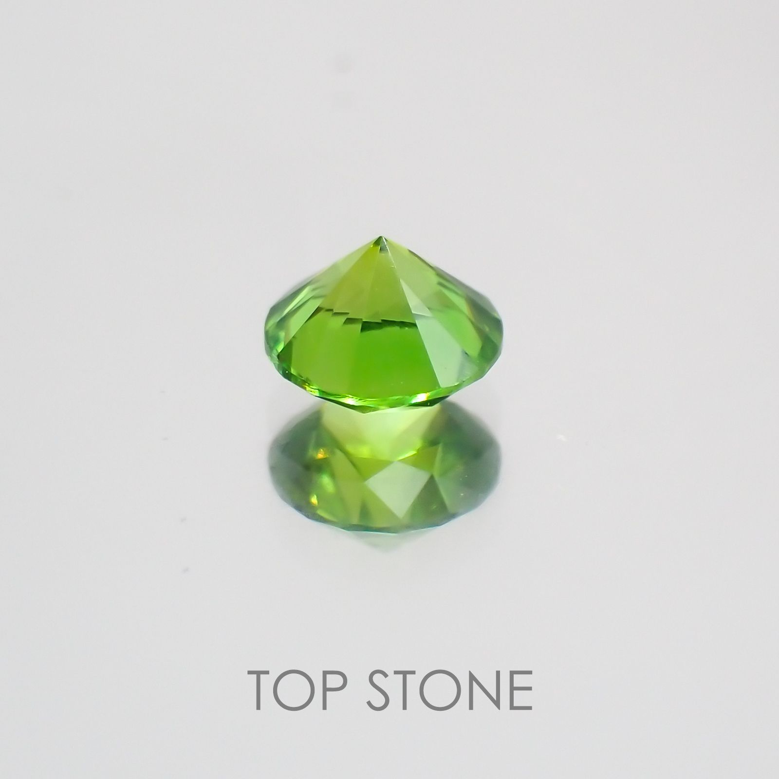 デマントイドガーネット(宝石名デマントイド・ガーネット) ロシア産 0.314ct ソ付(彩珠)[21049774]4×4mm前後