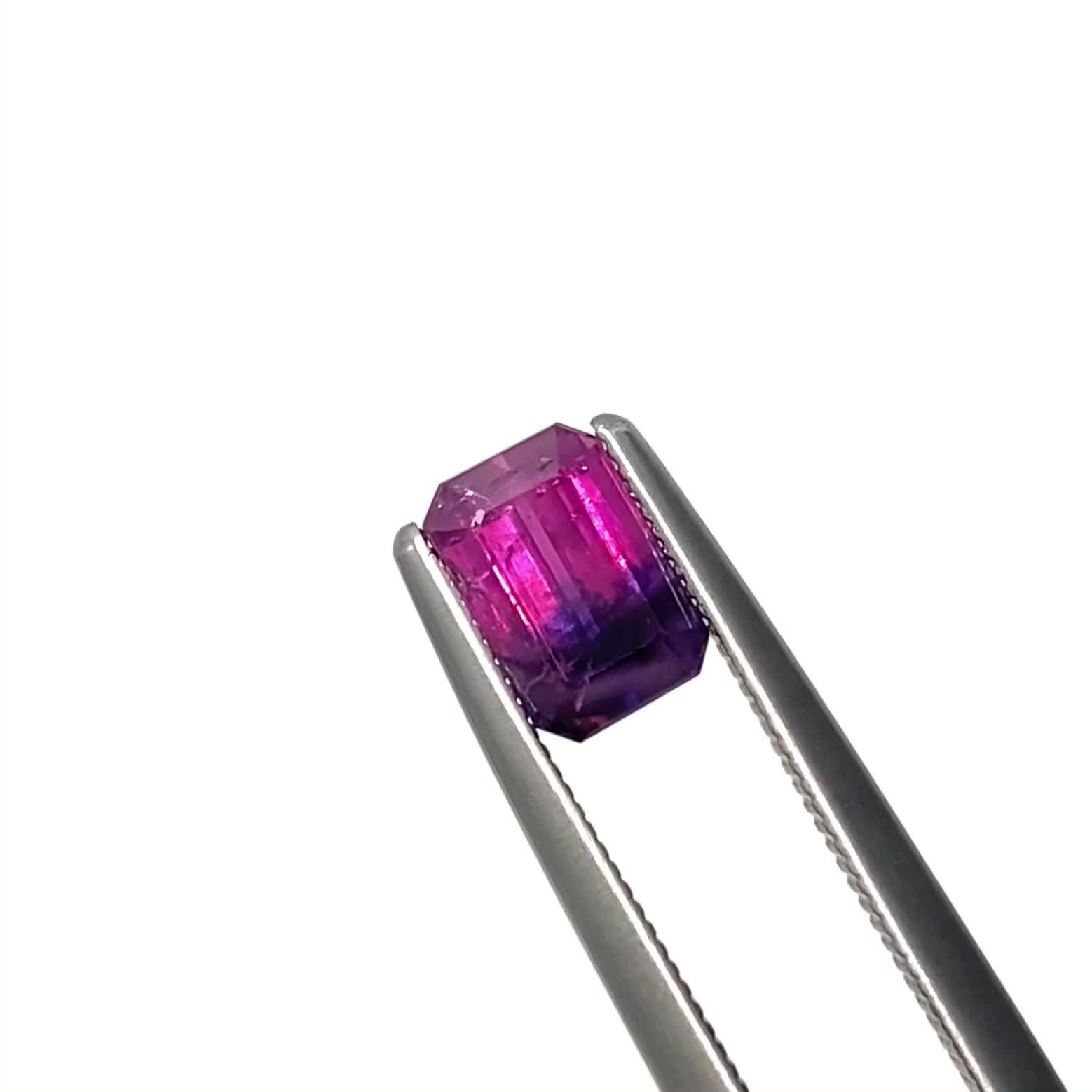 ウィンザーサファイア タンザニア・ウィンザー産 1.32ct