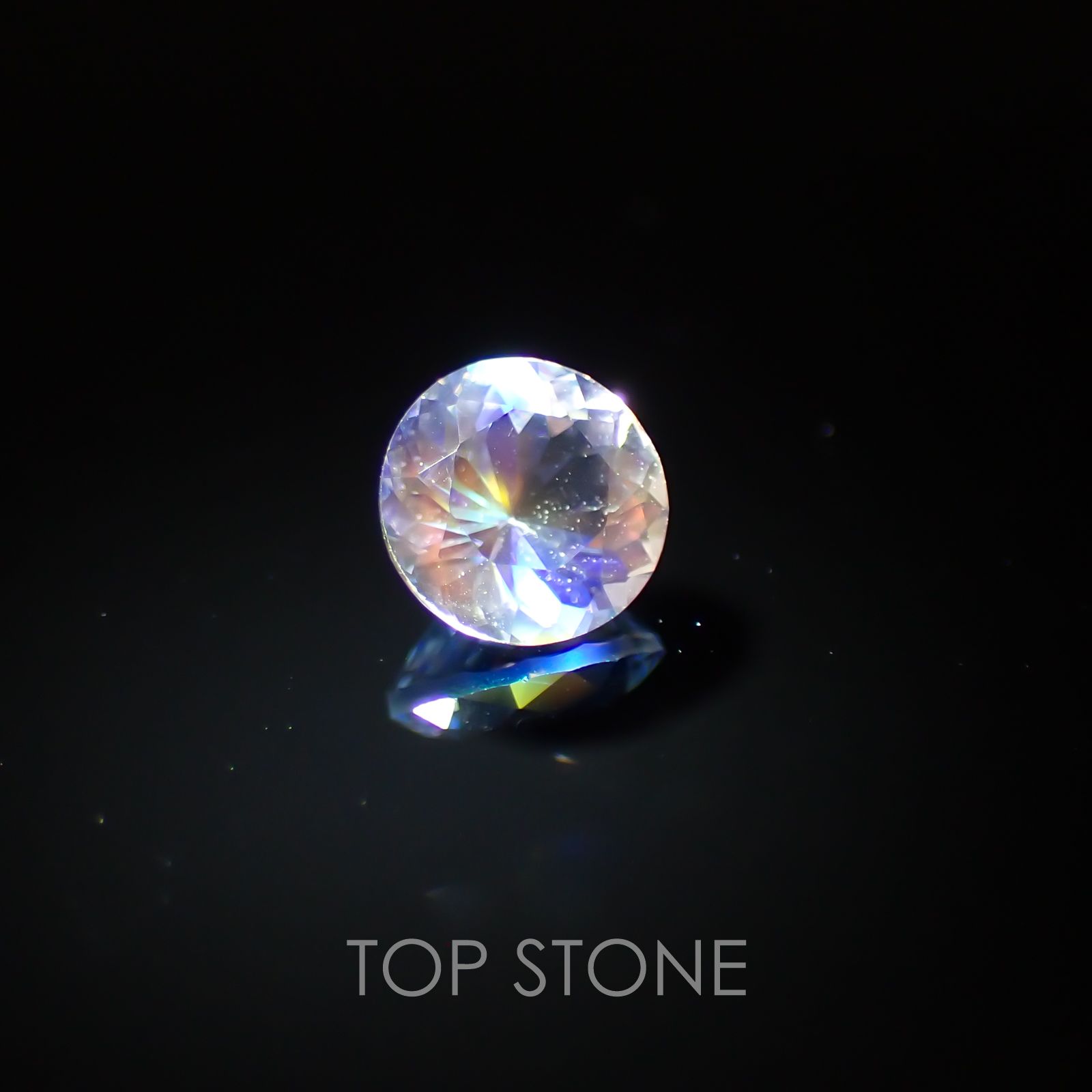 レインボームーンストーン(アンデシンラブラドライト) マダガスカル産 ルース 0.3ct[210310115]4.6×4.6mm前後