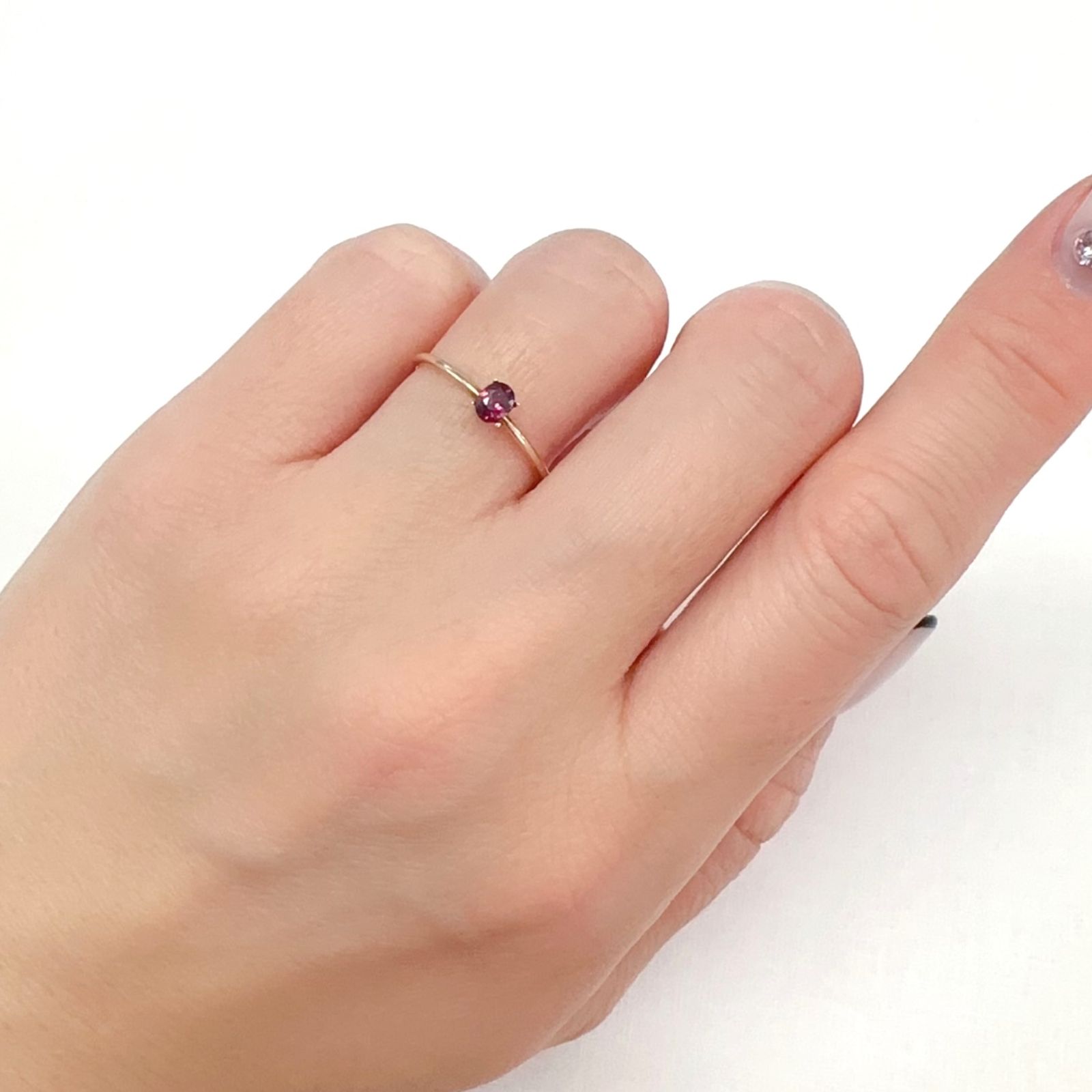 ルビー(宝石名ルビー)タンザニア産 0.23ct 識別済[240226106]4x3.1mm前後