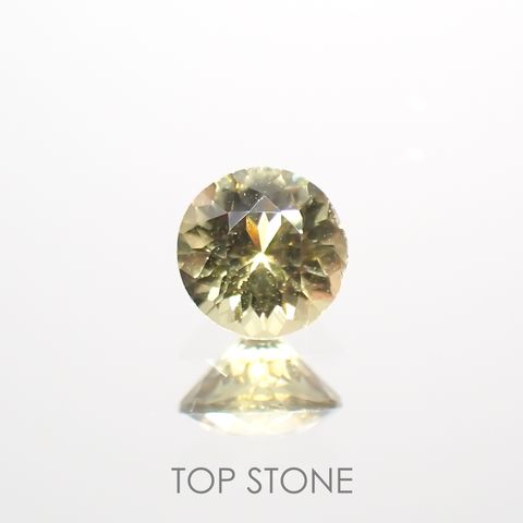 シンハライト(宝石名シンハライト)スリランカ産 0.27ct 識別済[211113710]3.9x3.9mm前後