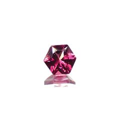 ◇ヘキサゴンカット◇カラーシフト マラヤガーネット(宝石名ガーネット)タンザニア産 0.38ct 識別済[220113835]4x4mm前後