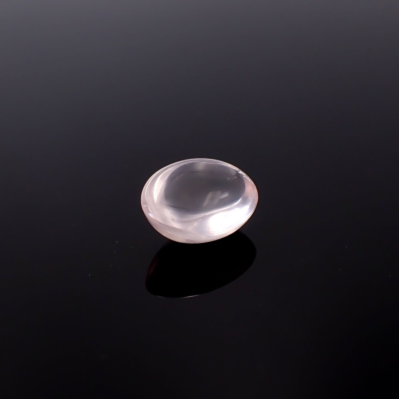 スターローズクォーツ マダガスカル産 2.15ct / 10.2x8.1mm前後 [250730821]