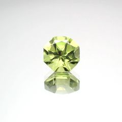 <ランダムセレクト1個販売> ◇オクタゴンカット◇ペリドットSA(宝石名ペリドット) アメリカ産 0.48ct前後 識別済[210510430]5×5mm前後