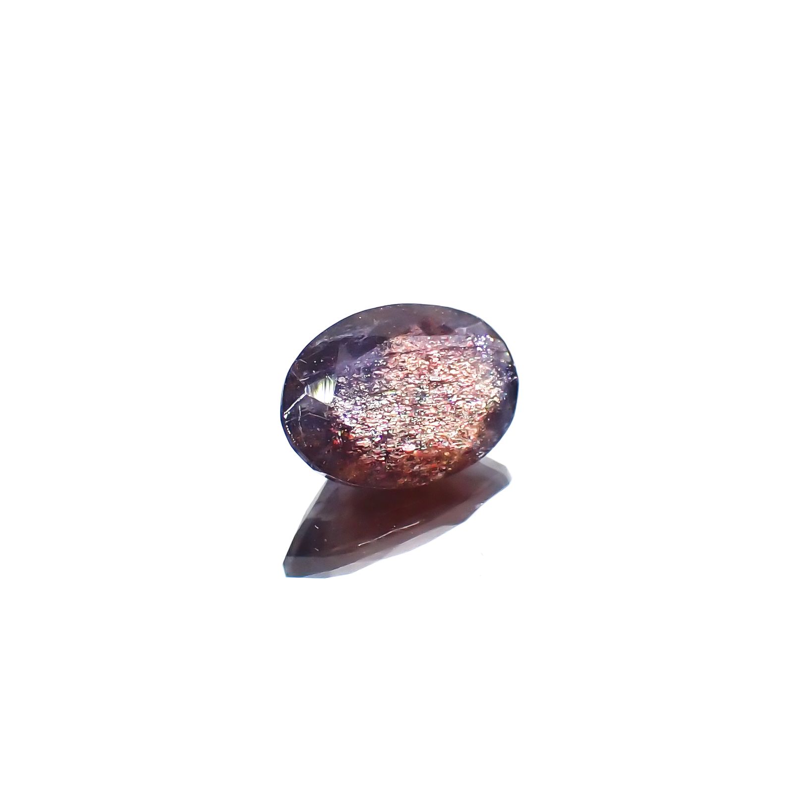 ブラッドショットアイオライト インド産 1.69ct[240125371]10.3x7.1mm前後