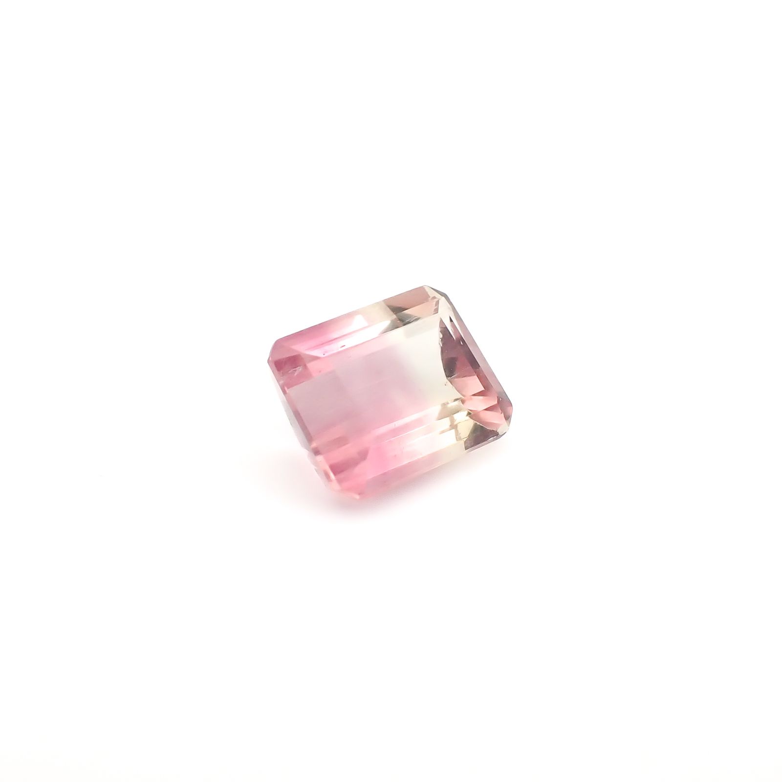 バイカラーフローライト フルオレッセンス 中国産 4.27ct / 10.1x8.1mm