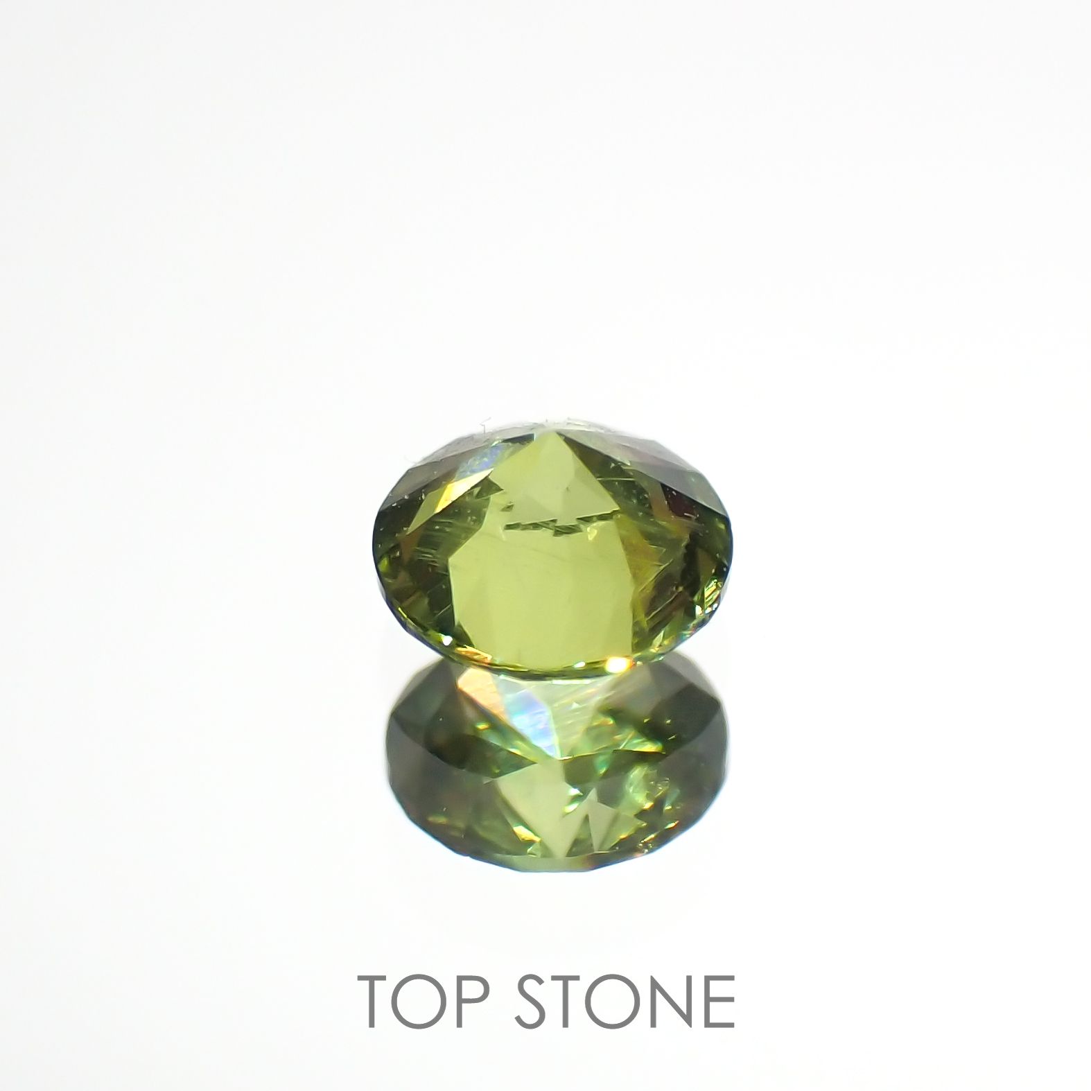 デマントイドガーネット ロシア産 0.18ct[221018226]3.3x3.3mm前後