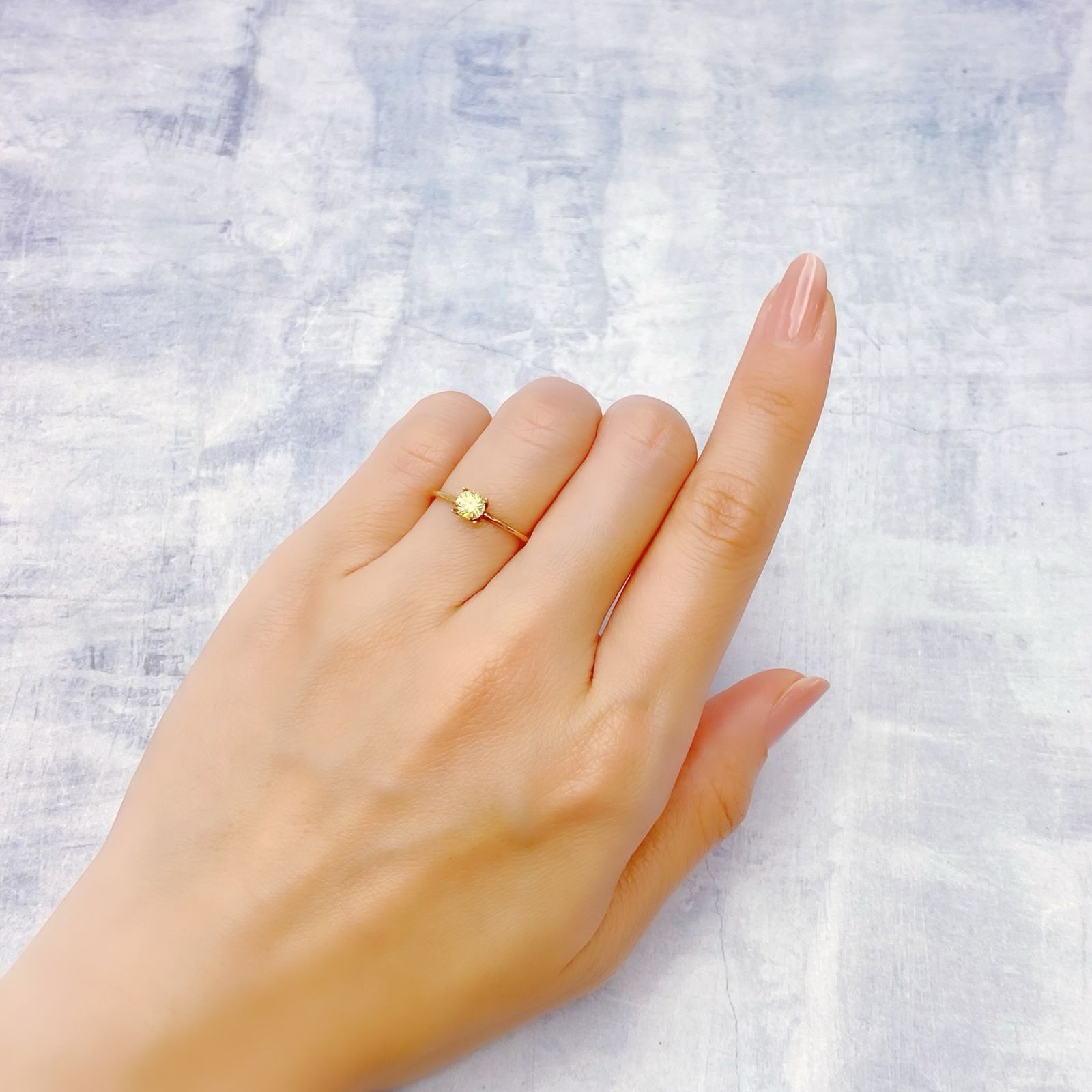 イエロージルコン(宝石名イエロー・ジルコン)スリランカ/カンボジア産 0.50ct 識別済[241129495]4.4x4.3mm前後