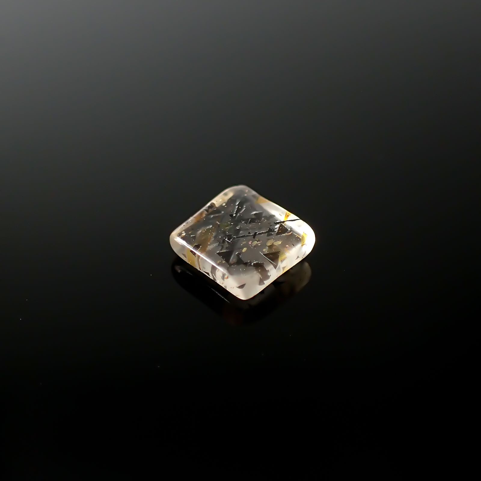 レインボーラティスサンストーン オーストラリア産 0.47ct[240326521]5.1x4.9mm前後