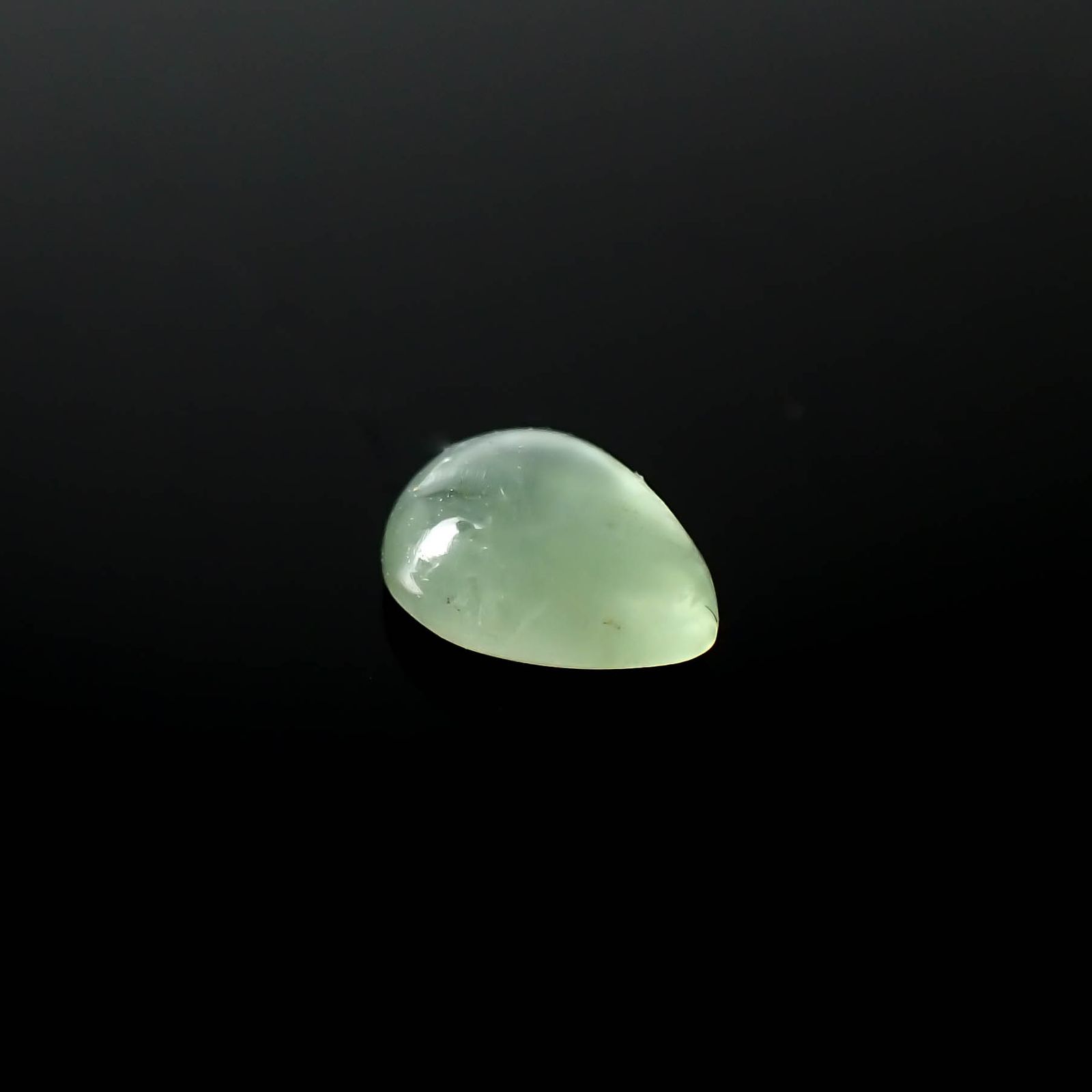 バナジウムコーネルピンキャッツアイ(宝石名コーネルピン)タンザニア産 0.45ct 識別済[240125870]5.7x4mm前後