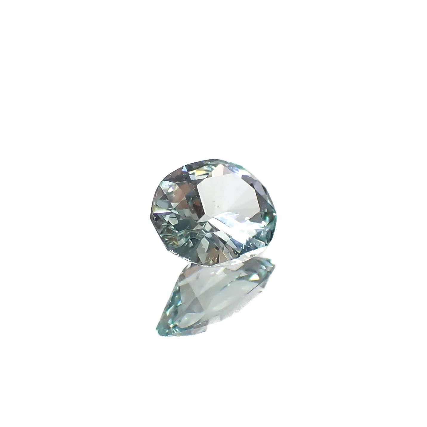 ミントベリル ブラジル産 0.24ct[240929116]5x3.8mm前後