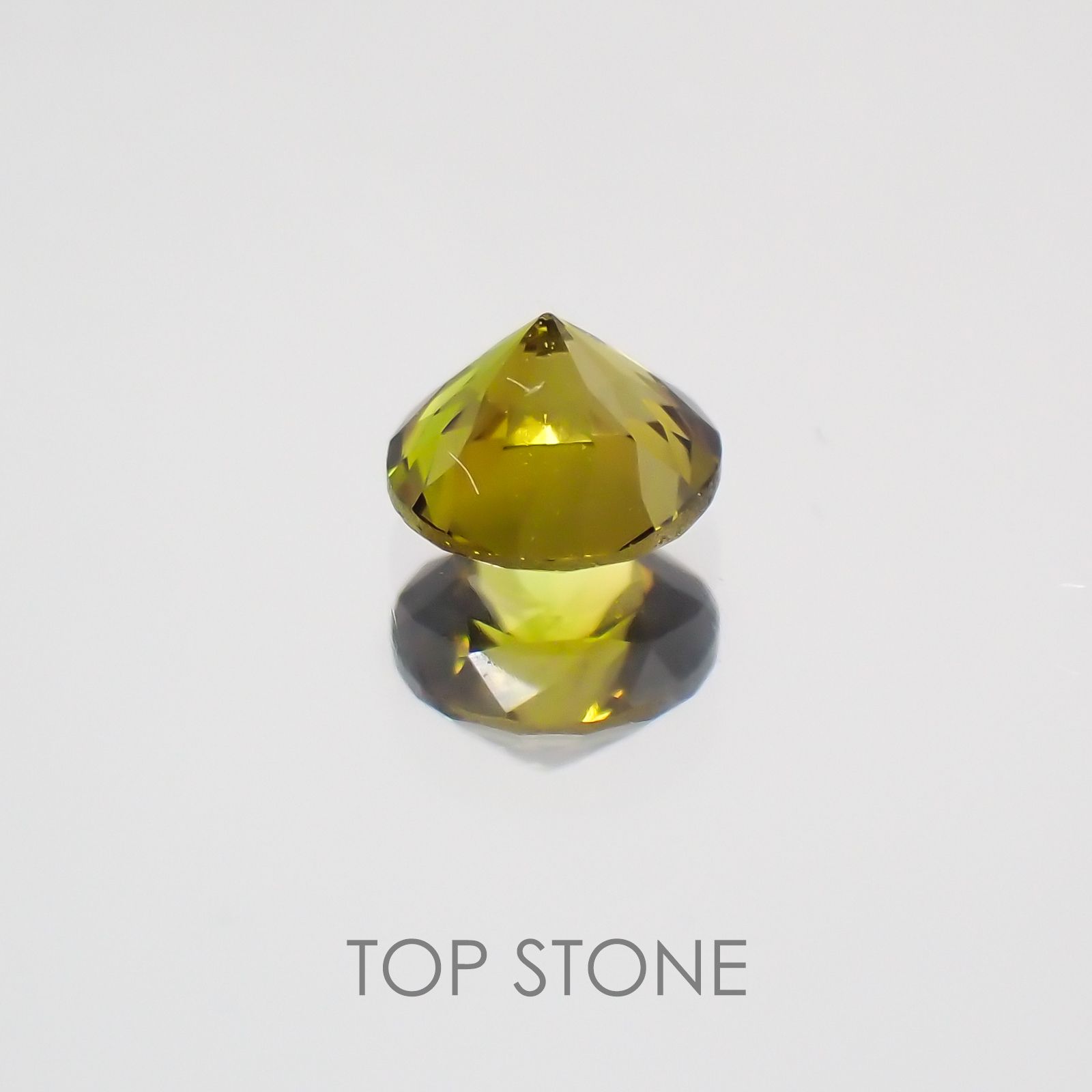 エピドート  ソーティング付き パキスタン産 ルース 0.192ct[21059604]3.5×3.5mm前後