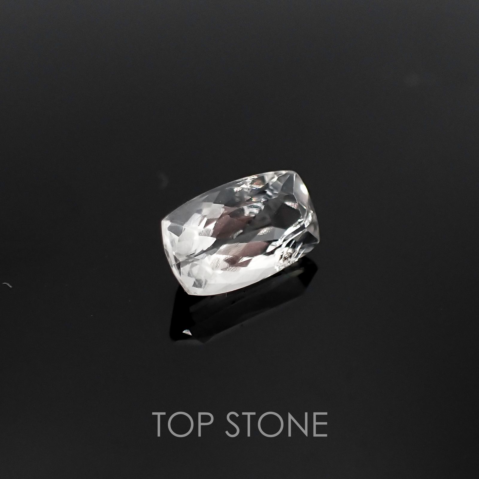 ハイアライトオパール(宝石名オパール) メキシコ産 1.02ct 識別済[20106365]8.5×5mm前後