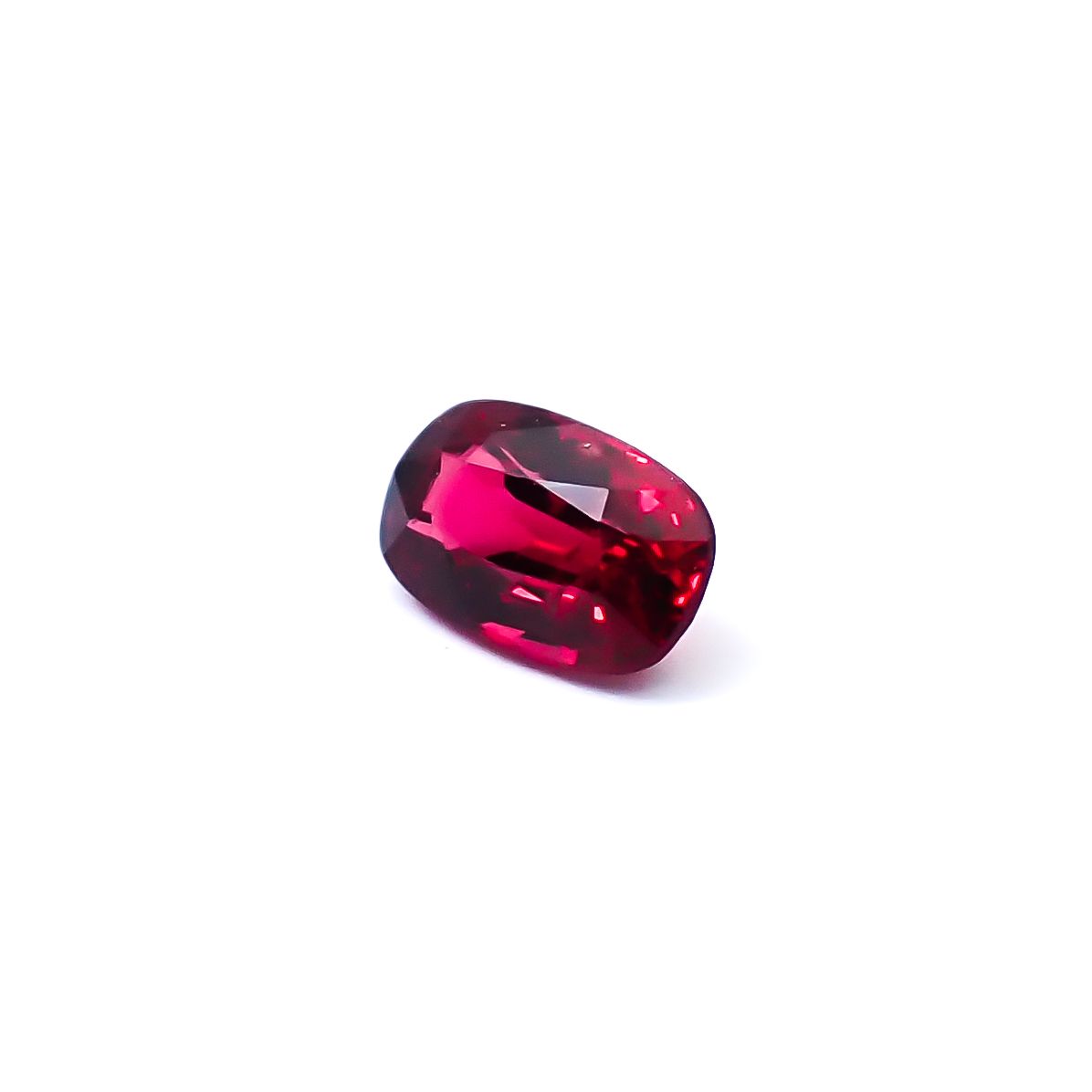 ジェダイスピネル(宝石名スピネル/別名ジェダイスピネル)ビルマ産 GUILD鑑付 0.41ct / 5.36x3.52mm前後 [260732538]