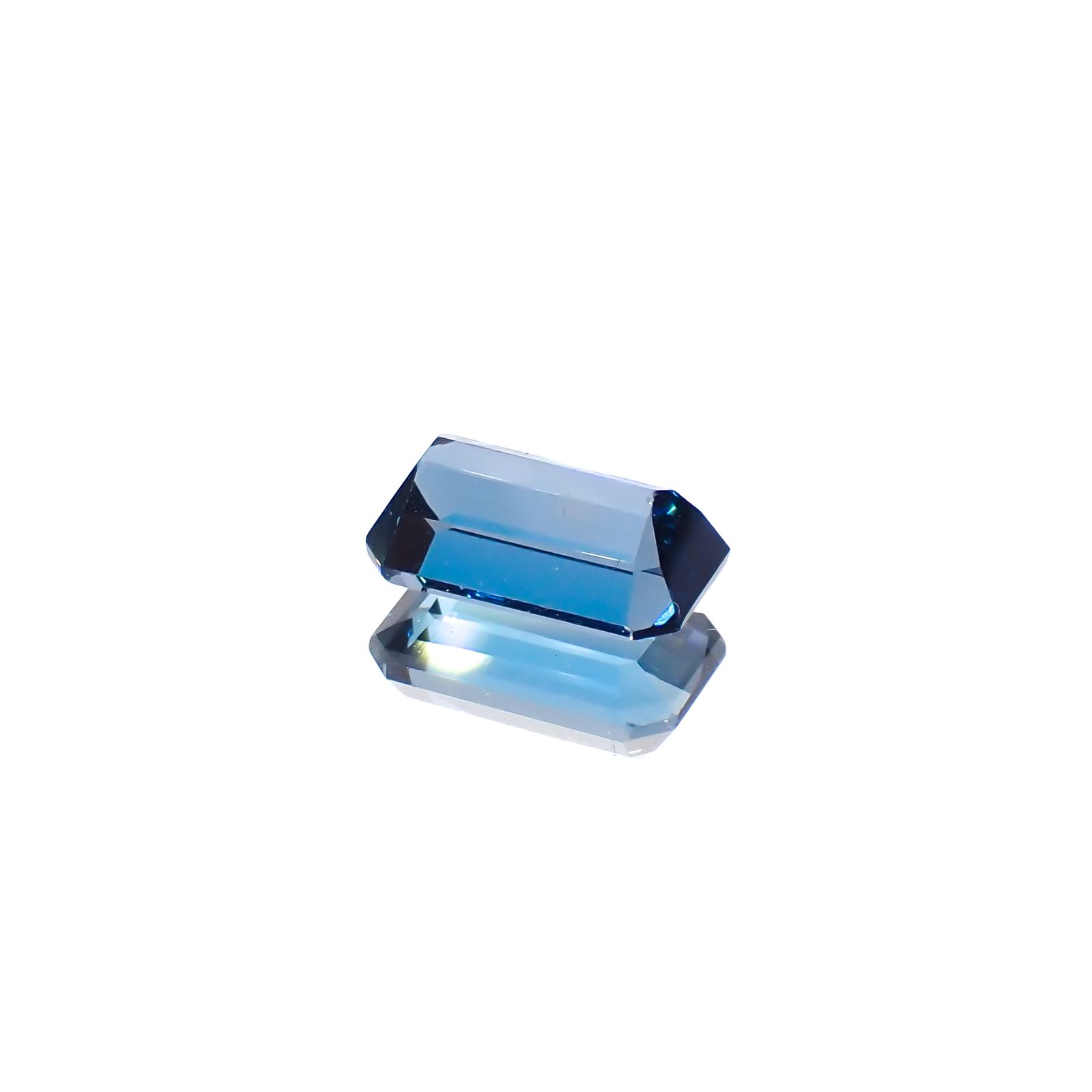 ロンドンブルートパーズ ブラジル産 2.12ct[240326799]9.1x5.7mm前後