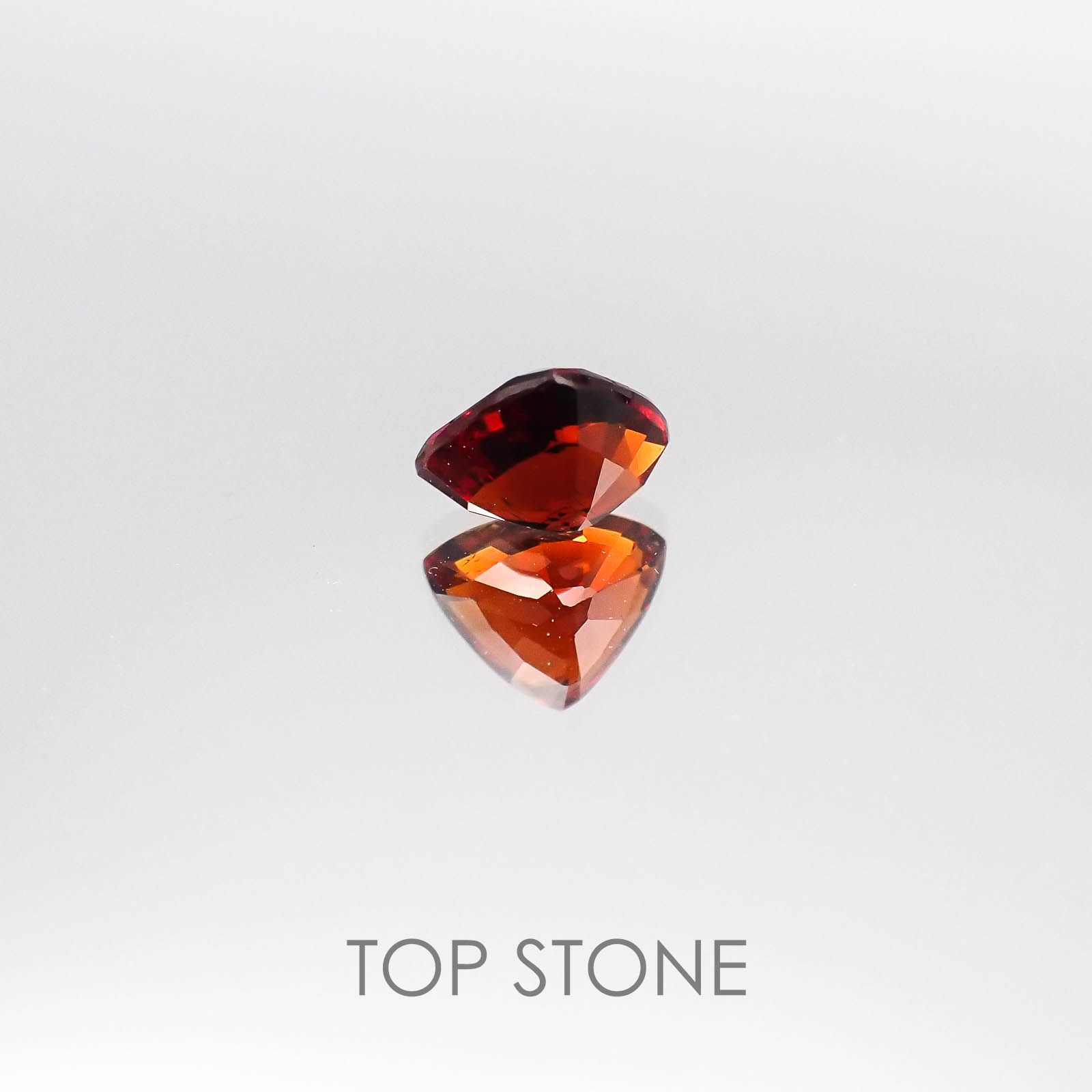 スペサルティンアルマンディンガーネット マダガスカル産 ルース 1.80ct[20073693]8×6.7mm前後