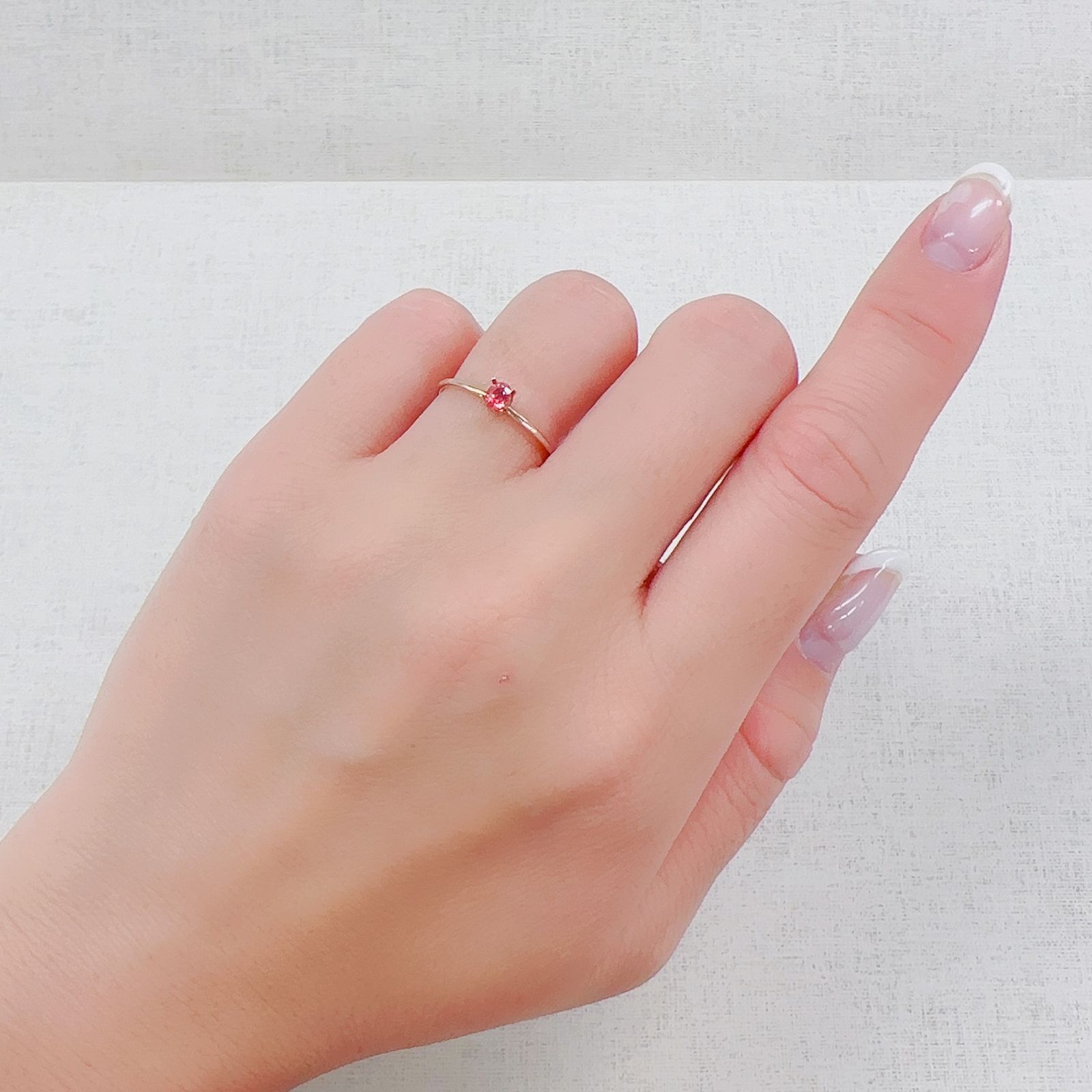 ピンクスピネル パパラチャカラー タンザニア産 0.17ct[230522128]3.5x2.8mm前後
