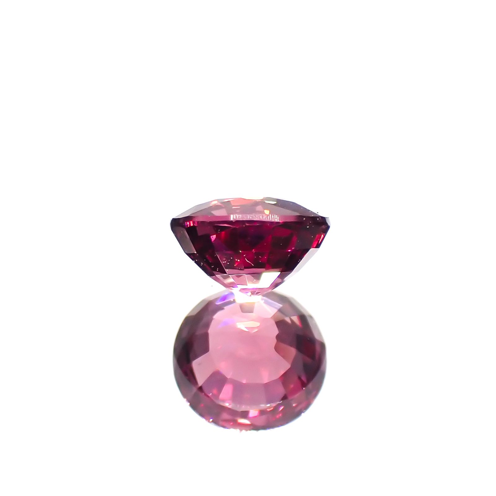 ロードライトガーネット(宝石名ロードライト・ガーネット)ブラジル産 0.65ct 識別済[230421591]5x5mm前後