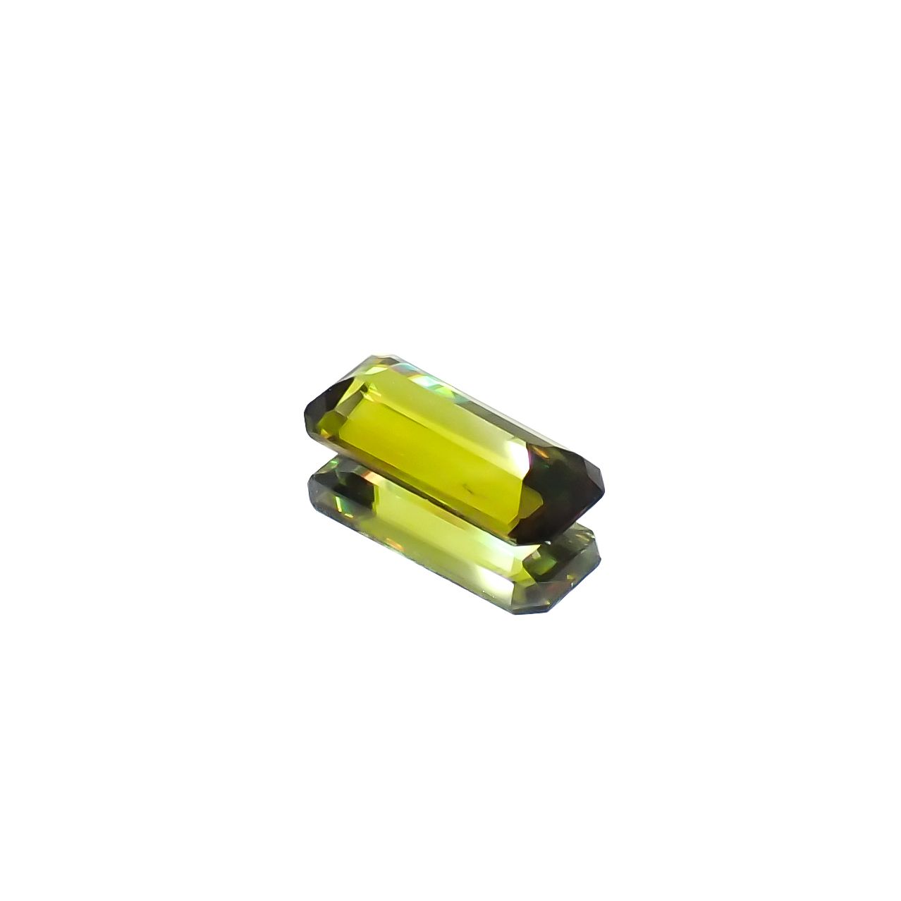 カラーチェンジスフェーン パキスタン産 0.74ct[231224764]8.2x3