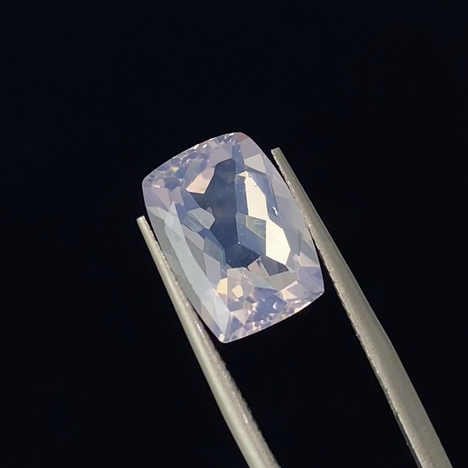 スコロライト ブラジル産 4.80ct[221119018]12.6x9mm前後 | TOP STONE
