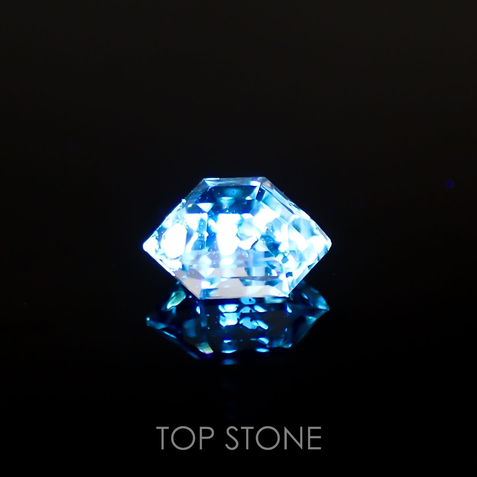 ◇カスタムカット◇オイルインクォーツ パキスタン産 0.34ct[221018529]5.5x3.5mm前後