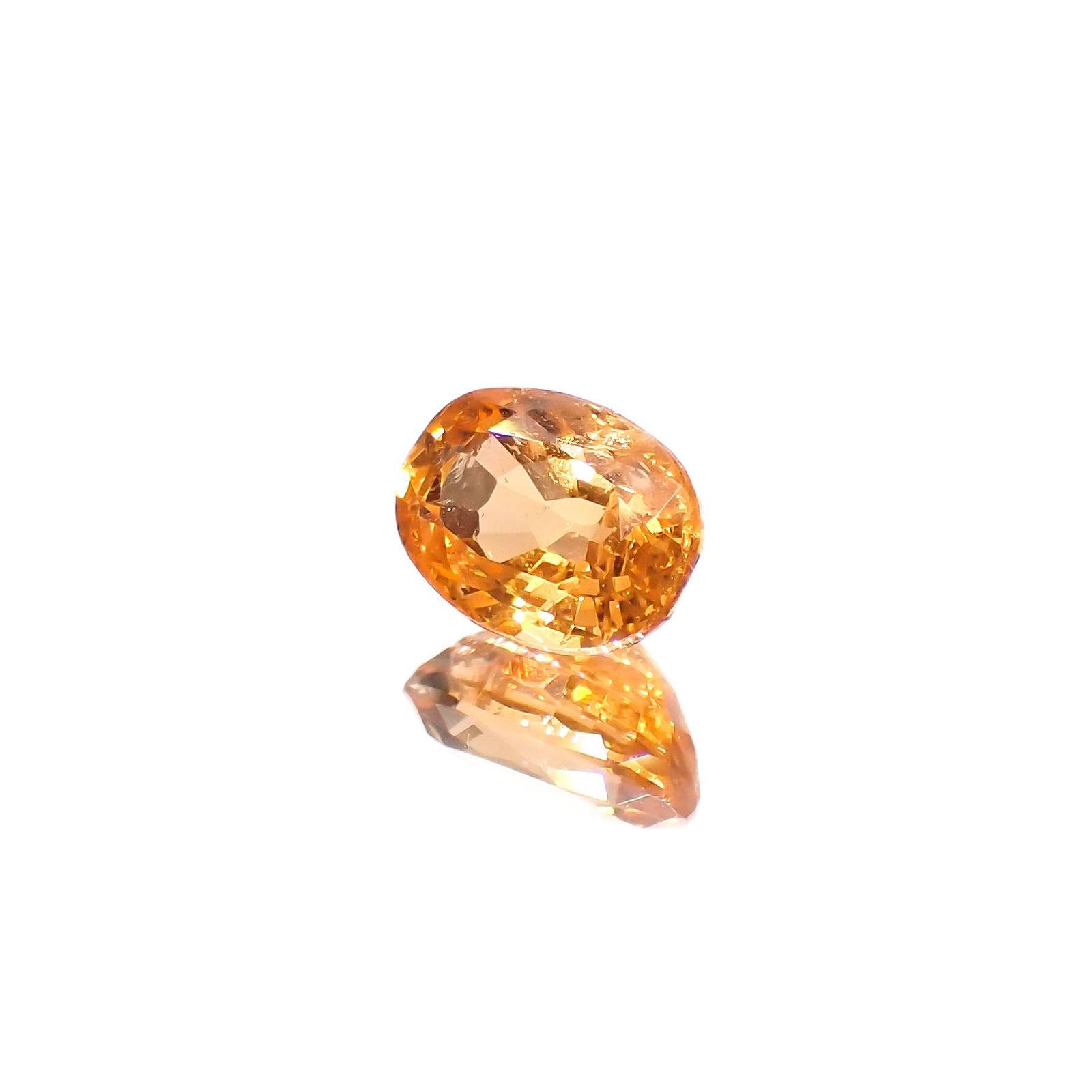 スペサルティンガーネット マンダリンオレンジカラー(宝石名ガーネット)ナイジェリア産 識別済 1.32ct / 7x5.1mm前後 [260623388]