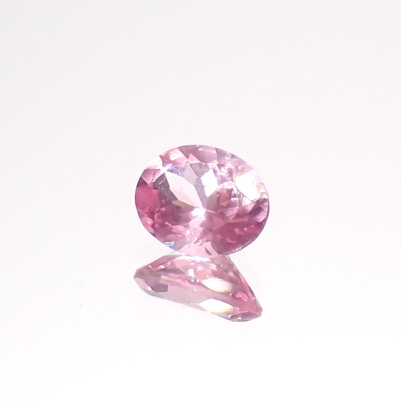 シルキーピンクスピネル タンザニア産 0.38ct[230421565]4.9x3.9mm前後