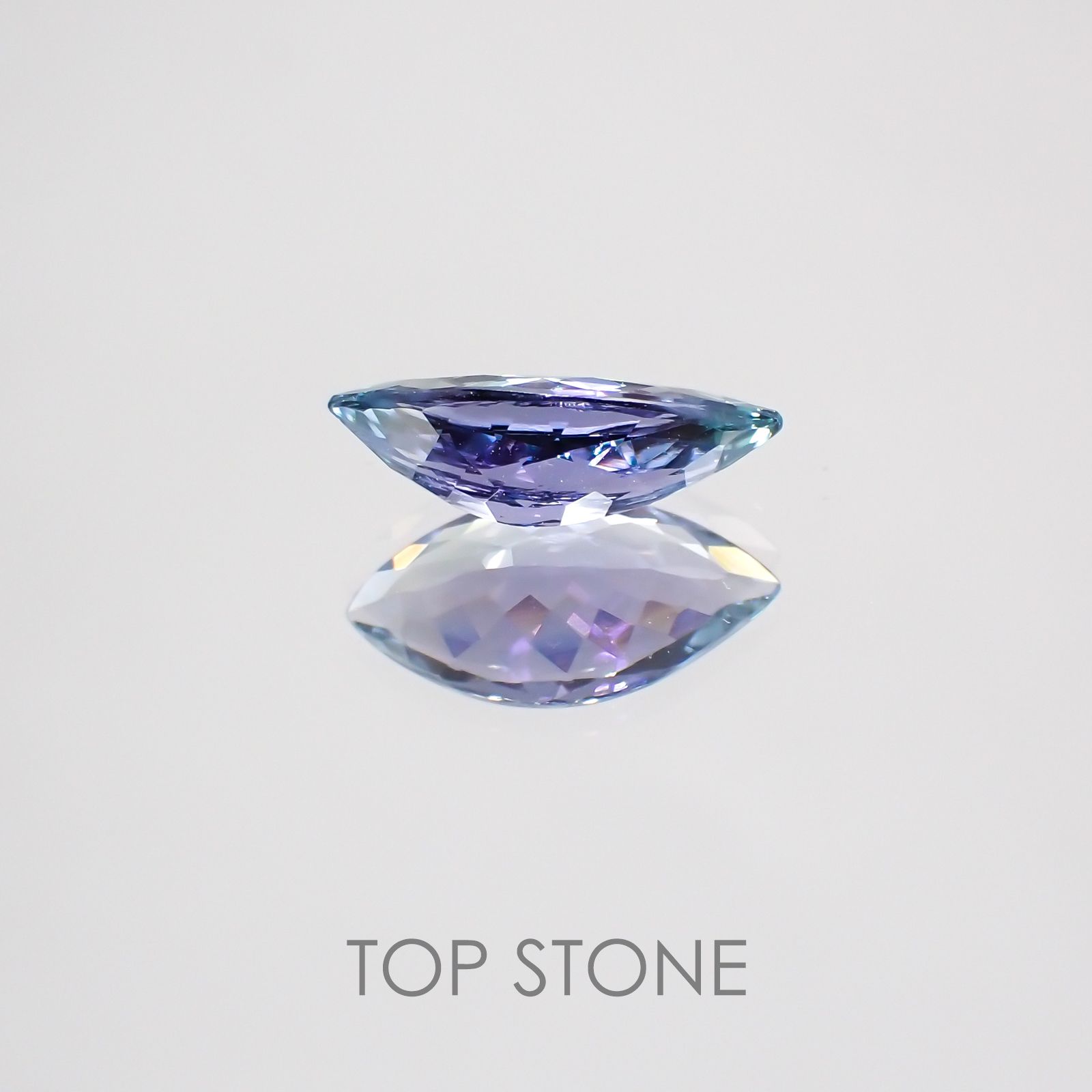 パーティーカラータンザナイト タンザニア産 ルース 1.39ct[210310103]11.2×5.7mm前後