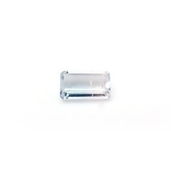 バイカラートパーズ 非加熱 ブラジル産 1.08ct / 7.8x4.9mm前後 [260331801]