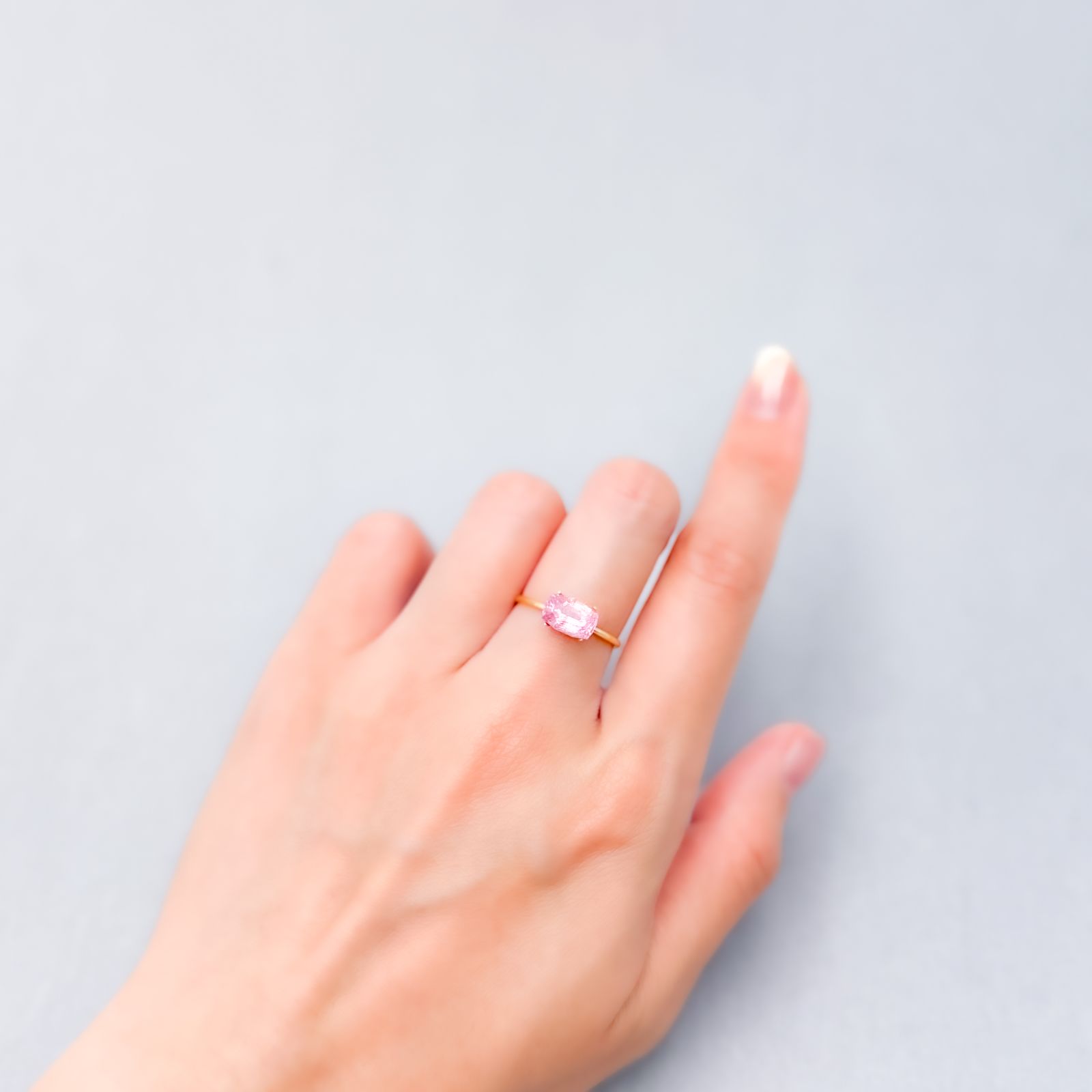 ◇カスタムカット◇ペツォッタイト(宝石名ペツォッタイト)マダガスカル産 1.541ct ソ付(彩珠)[250530416]8.4x5.5mm前後