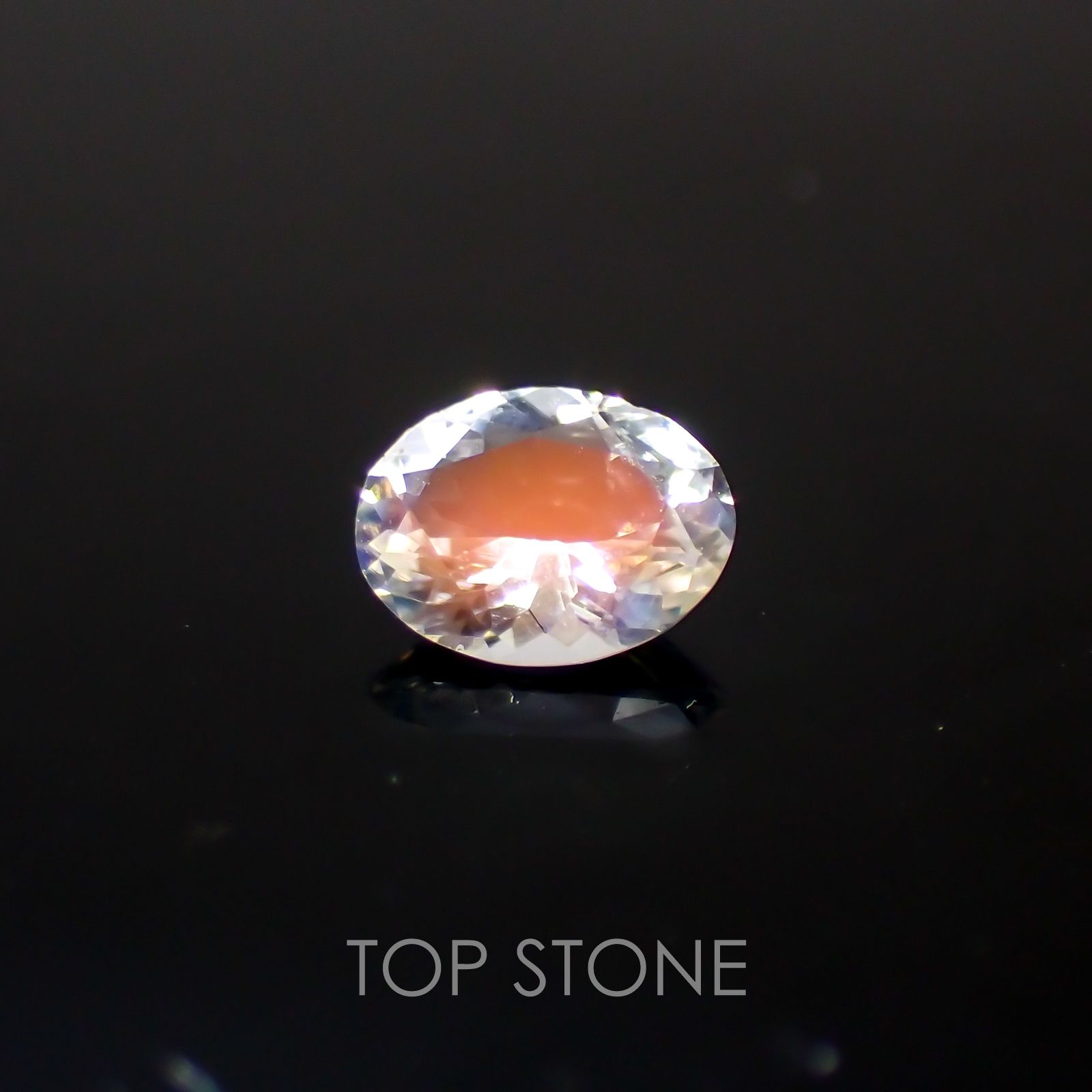 レインボームーンストーン(アンデシンラブラドライト) マダガスカル産 ルース 0.28ct[210410567]5.4×4.2mm前後
