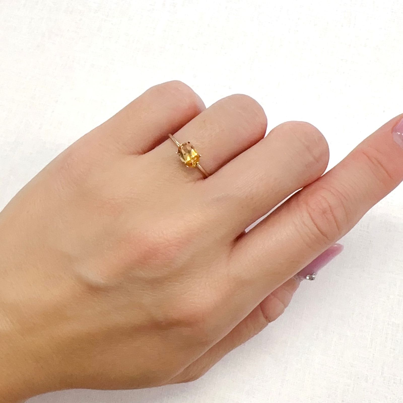 インペリアルガーネット(宝石名ヘソナイト・ガーネット)スリランカ産 0.77ct 識別済[231224371]6.9x4.7mm前後