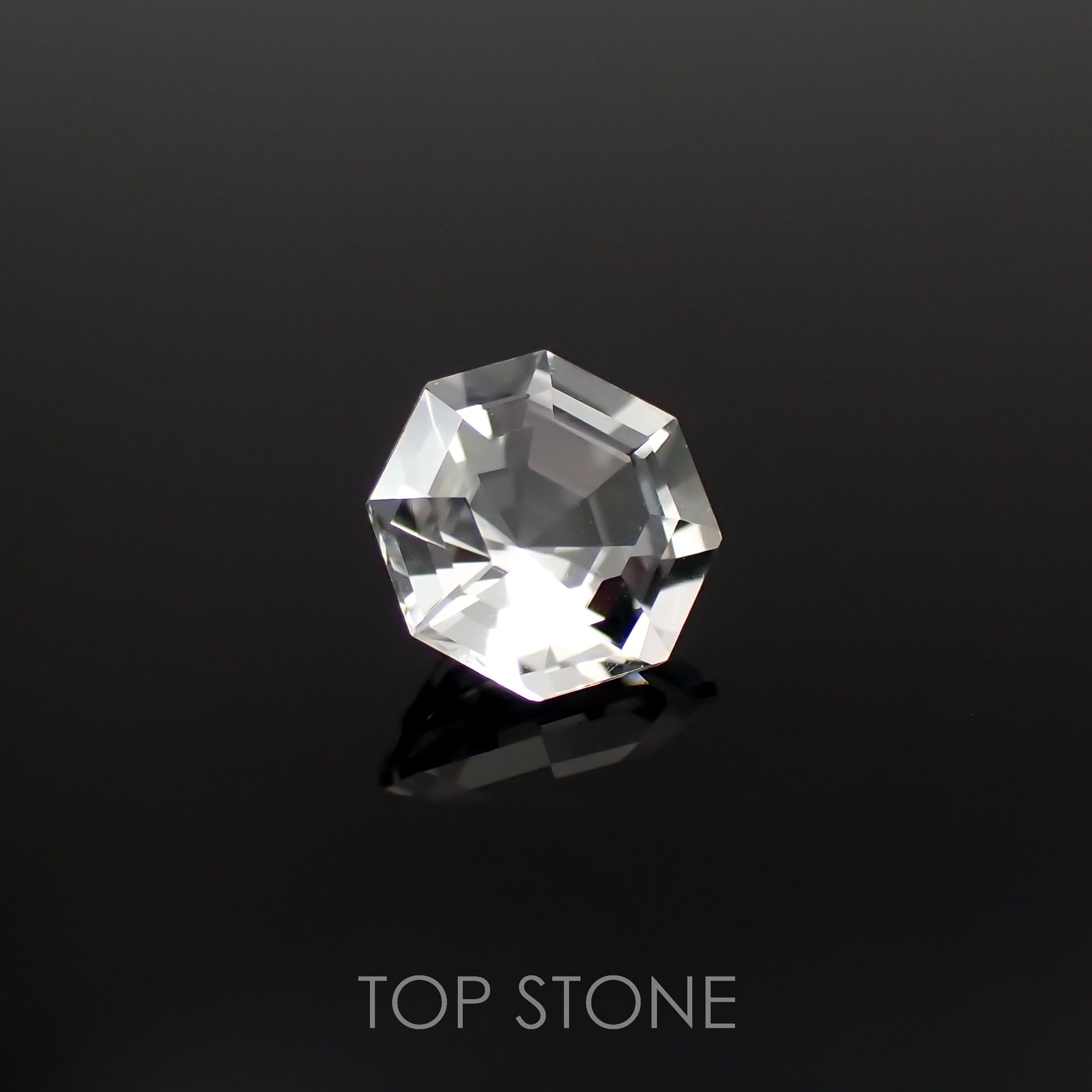 ◇オクタゴンカット◇レムリアンシードクリスタル(保証シール付き) ブラジル産 0.42ct[221018288]4.8x4.7mm前後