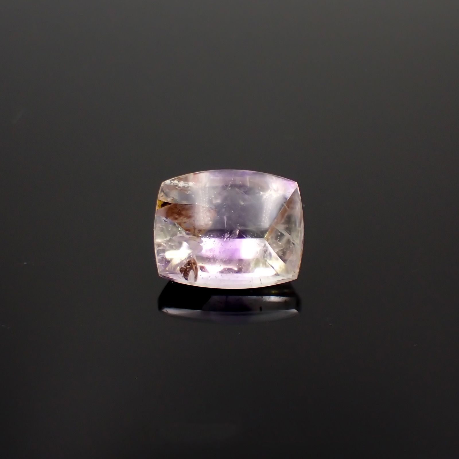 アメジストエレスチャル ブラジル産 14.89ct[230119785]17.2x13.9mm前後