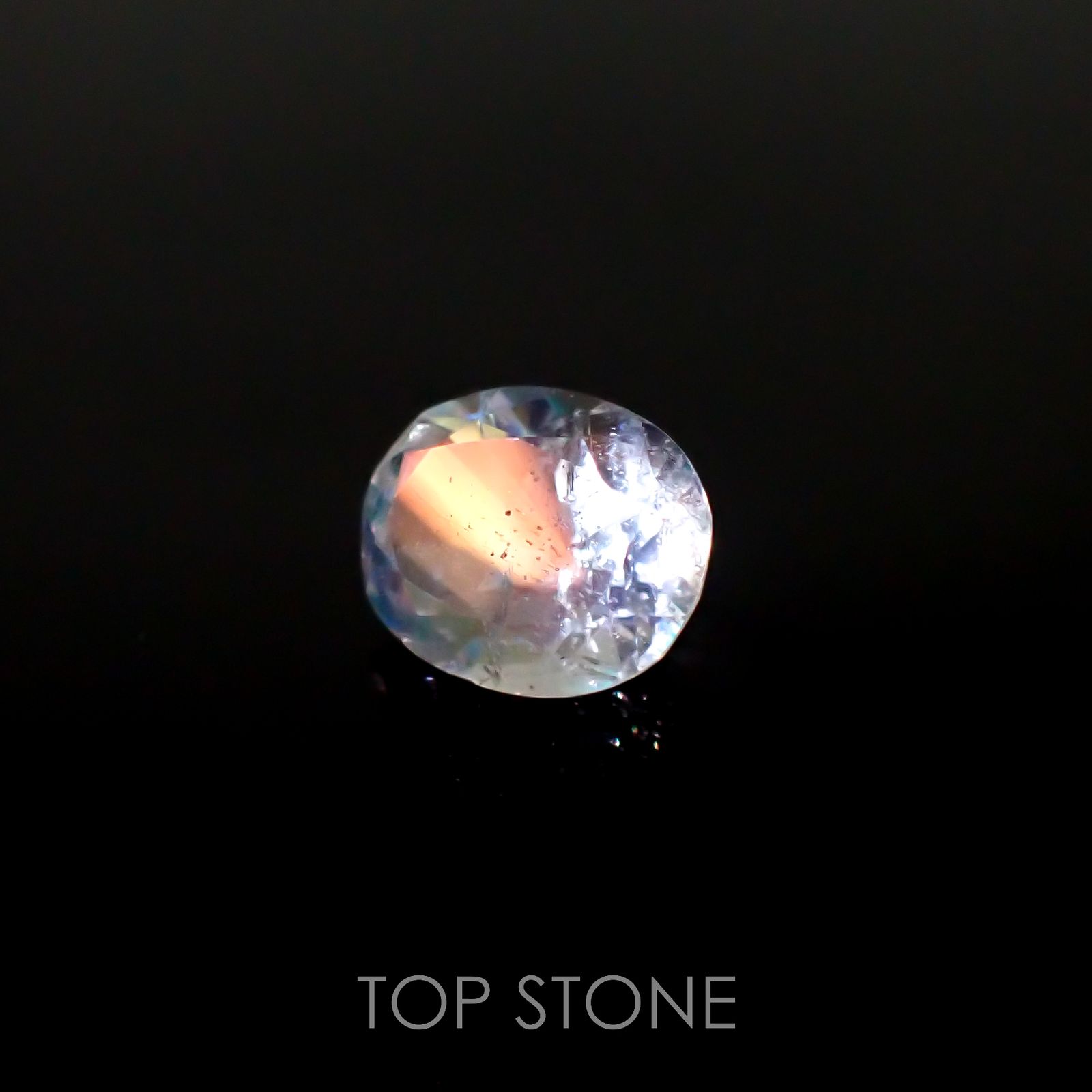 レインボームーンストーン(宝石名ラブラドライト)タンザニア産 1.34ct 識別済[220716855]8.1x6.5mm前後