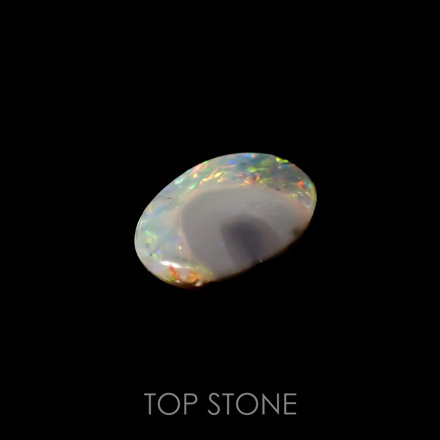 ブラックオパール(宝石名ブラック・オパール)オーストラリア産 0.50ct 識別済[220717011]7.3x5.3mm前後