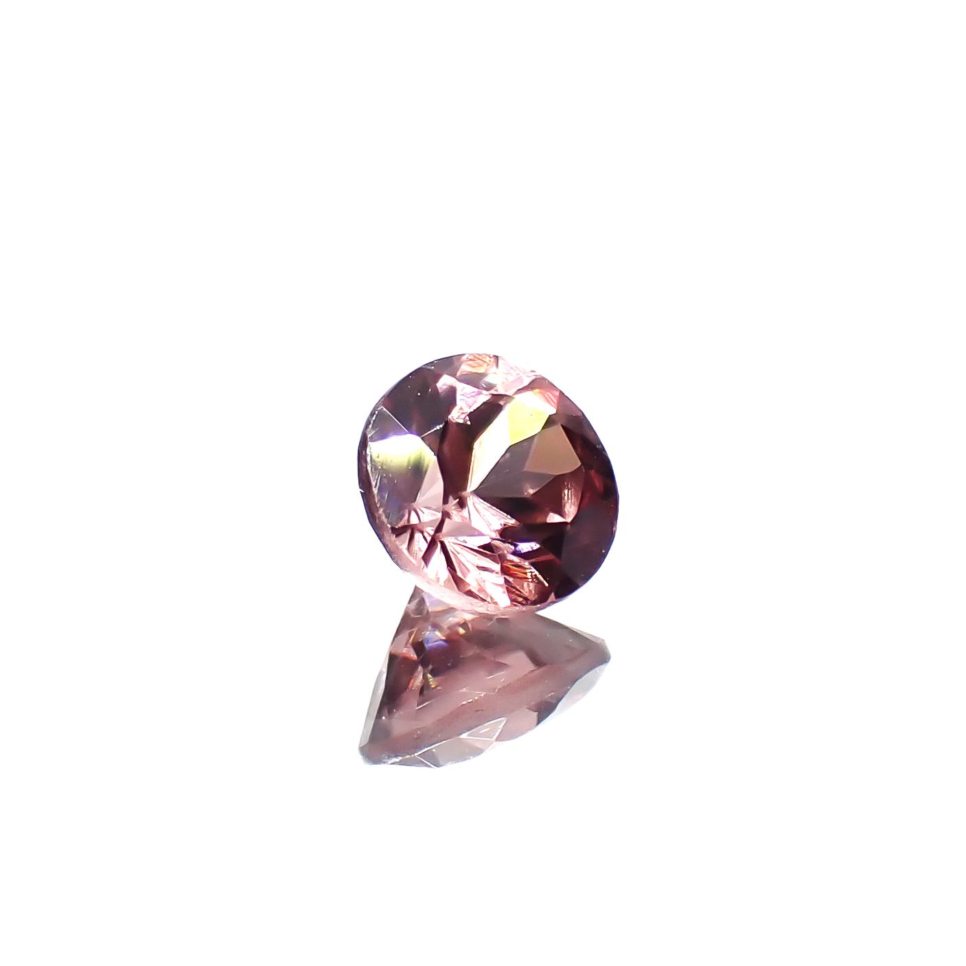 ピンクジルコン スリランカ/カンボジア産 0.69ct[240928808]4.9x4.9mm前後